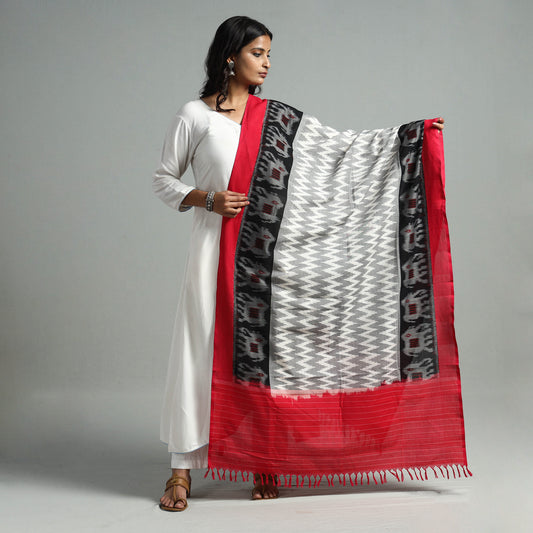 Pochampally Ikat Weave Cotton Handloom Dupatta 15