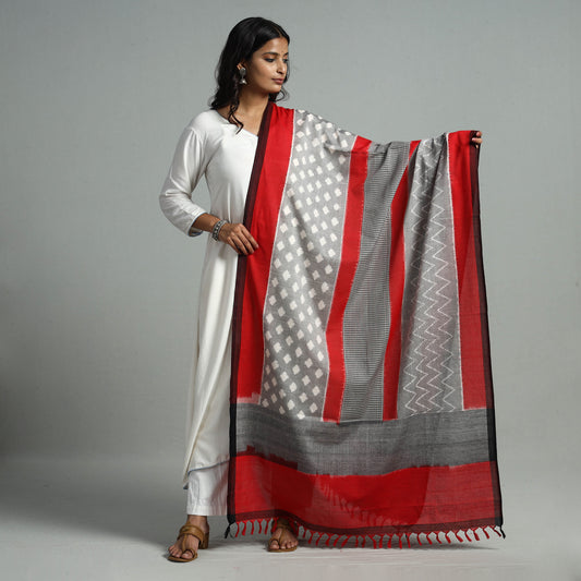 Pochampally Ikat Weave Cotton Handloom Dupatta 16