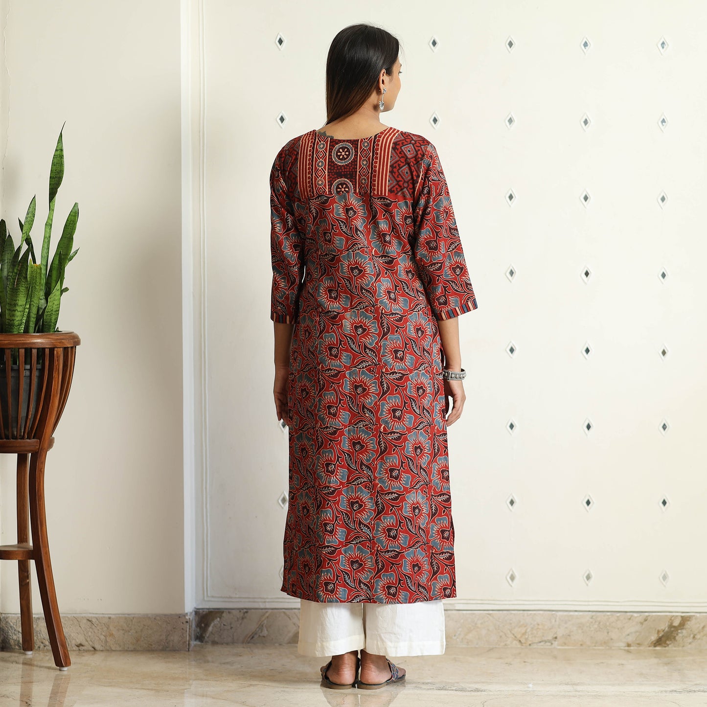 Buy Limited Stock! Ajrakh Block Printed Cotton Straight Kurta Online at iTokri.com