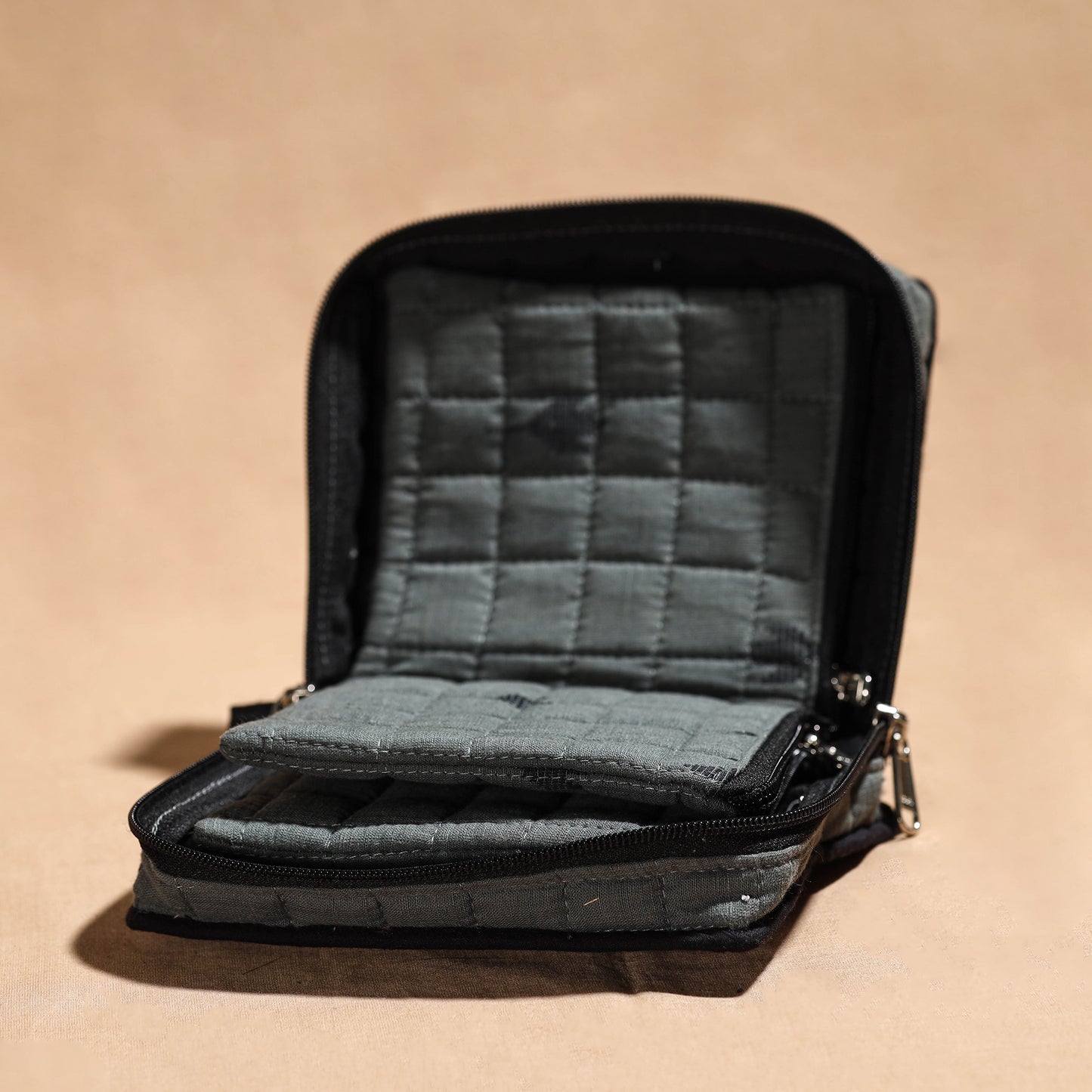 Grey Handmade 4 Pockets Cotton Jewelry Bag 42