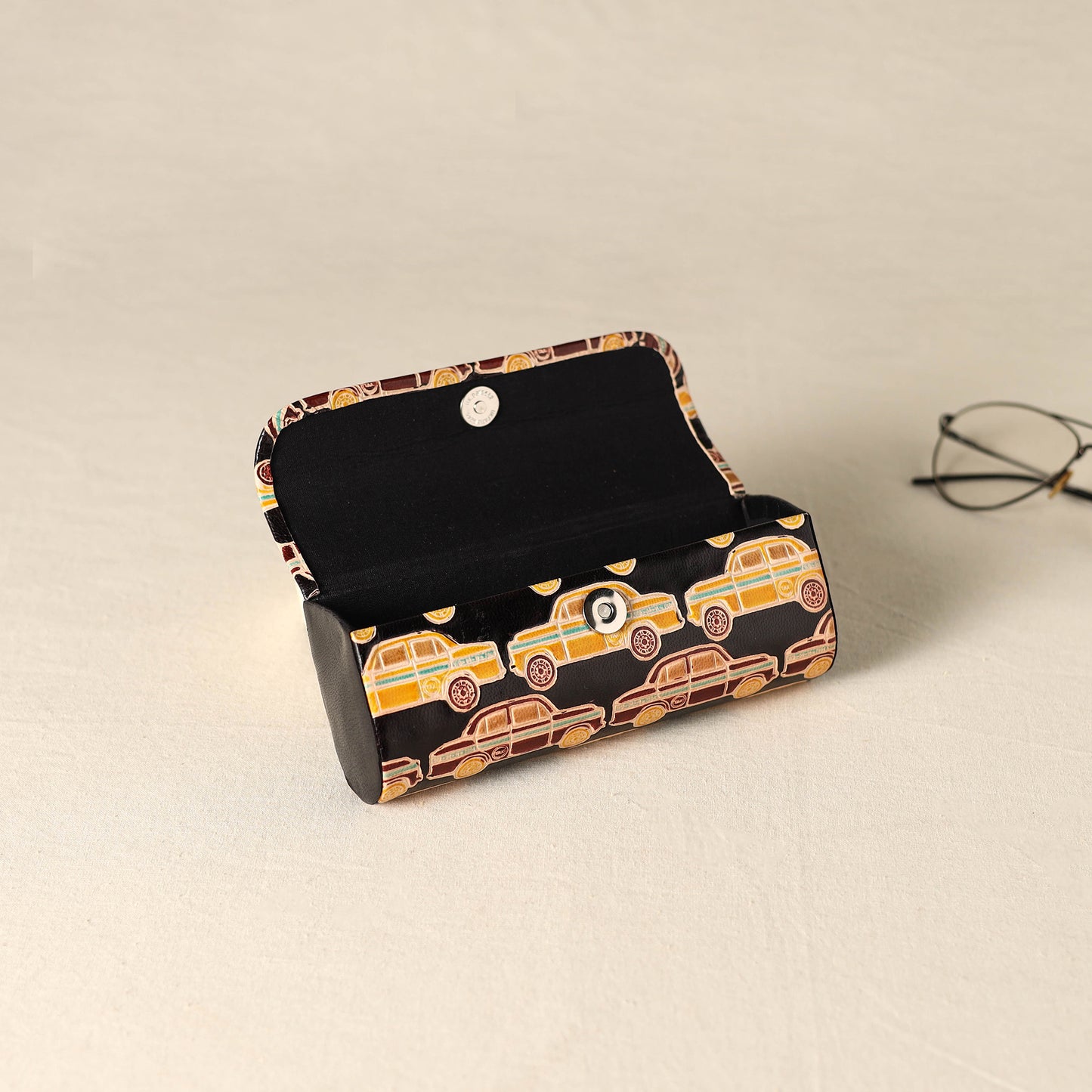 Handcrafted Embossed Leather Spectacle Case 11