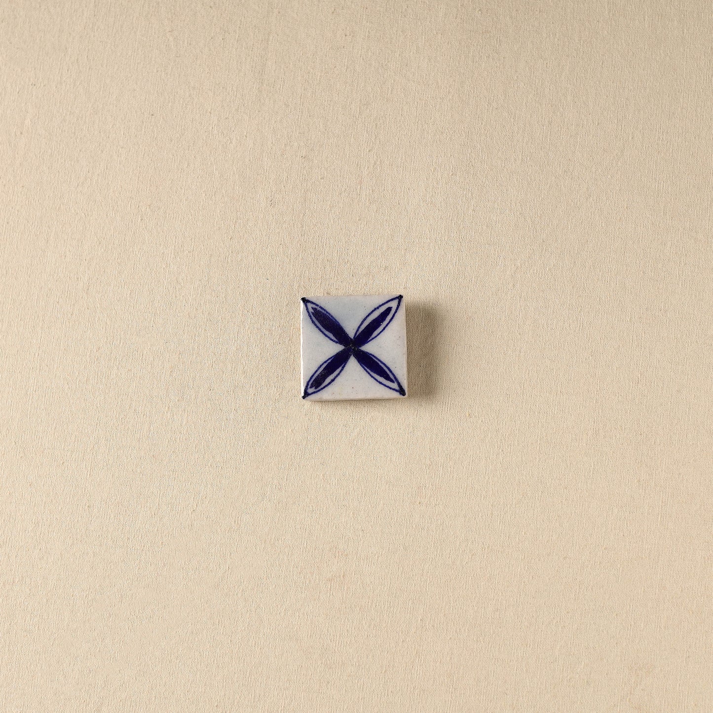 White - Original Blue Pottery Ceramic Fridge Magnet 19