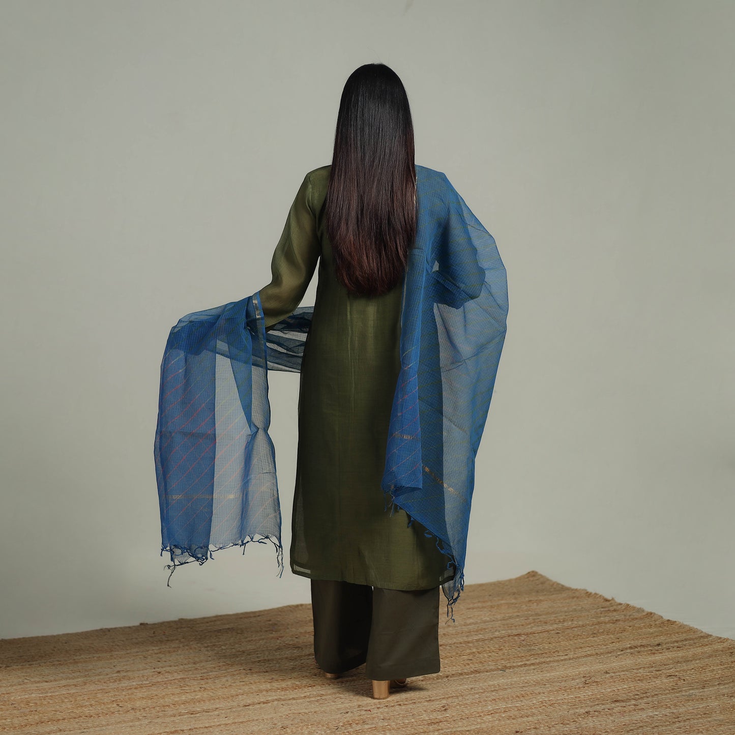 Green - Plain Handloom Mul Chanderi Silk Hand Embroidered Suit Set with Dupatta for women 08