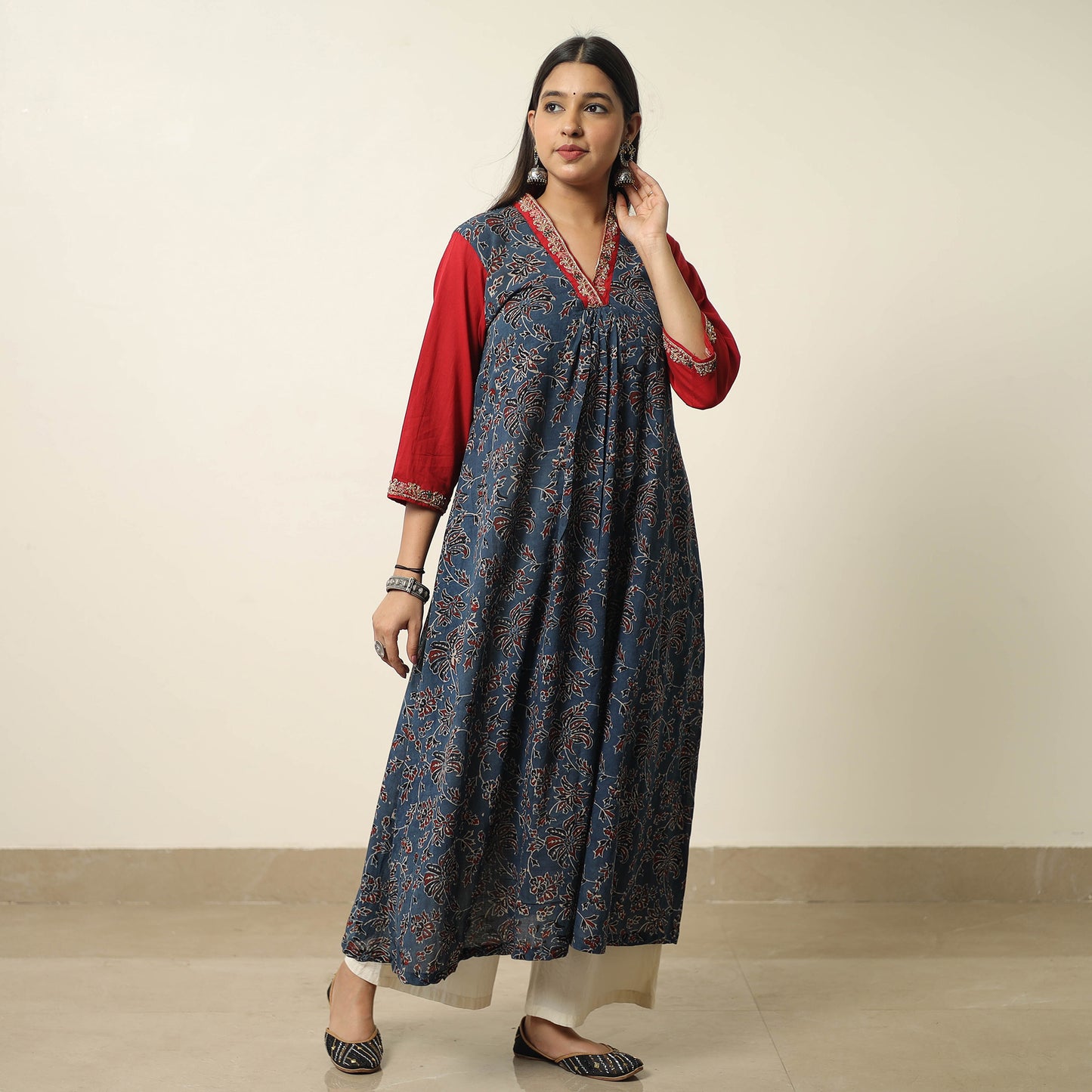 Blue - Exclusive Hand Zardozi Embroidery Mul Cotton Kurta 08