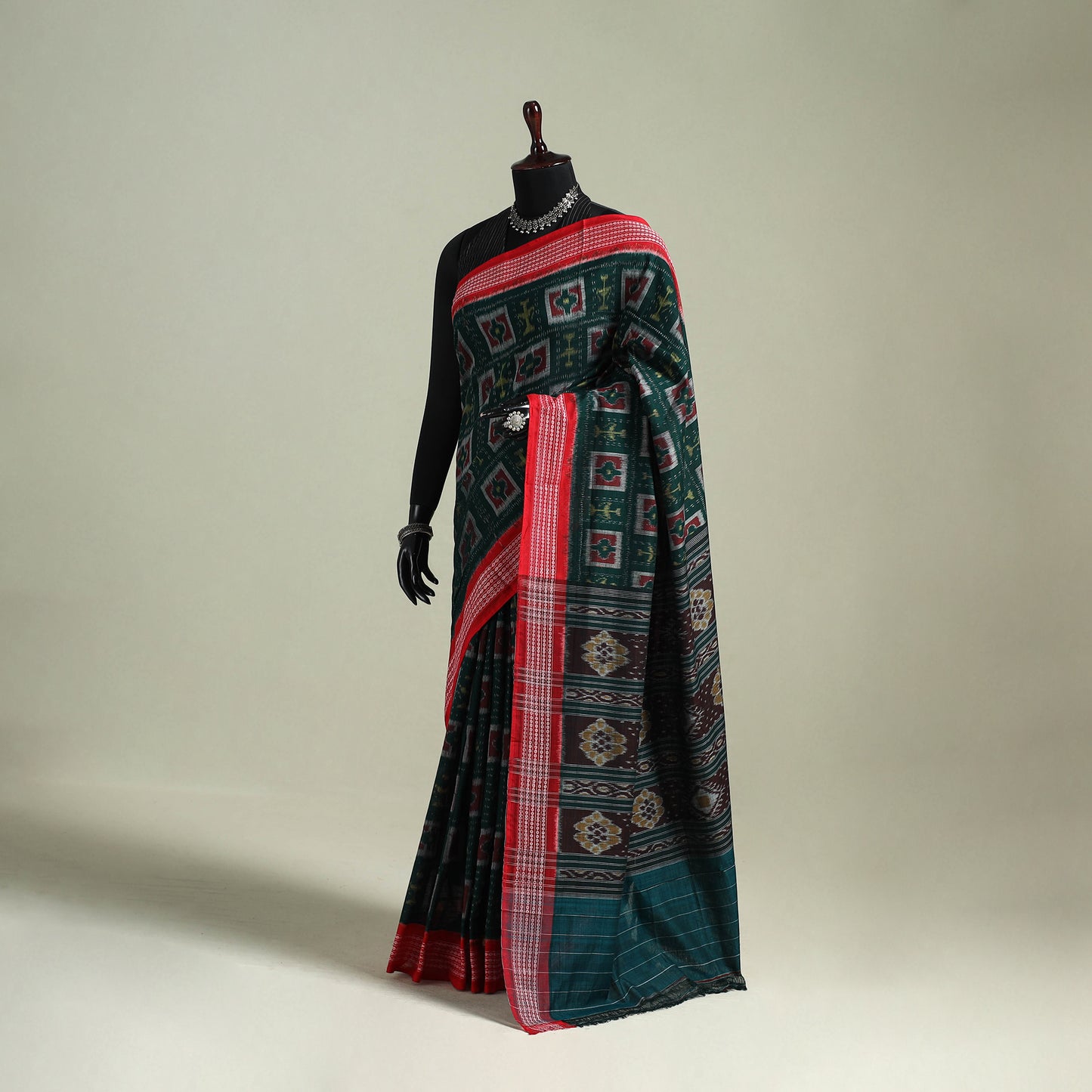 Pure Handwoven Sambalpuri Ikat Cotton Saree 01