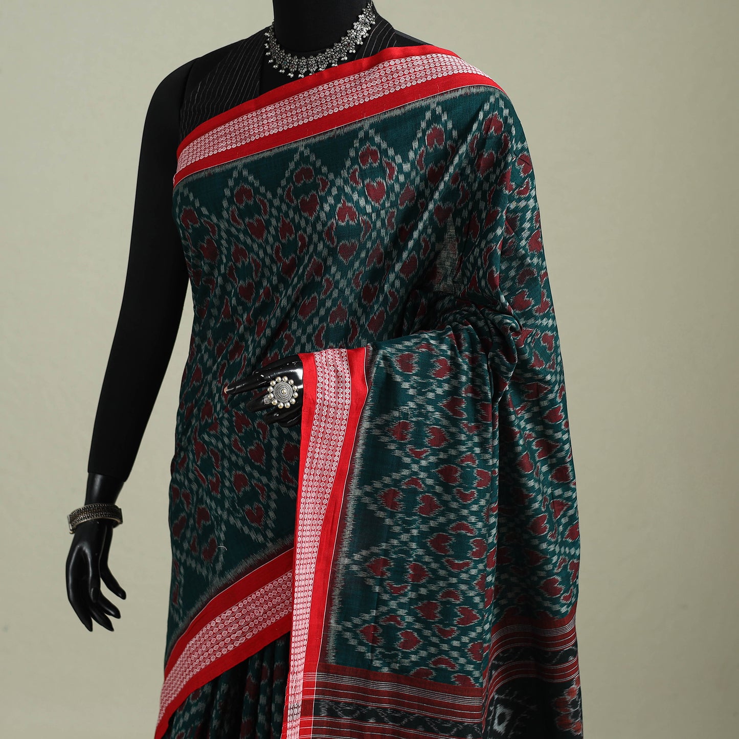 Pure Handwoven Sambalpuri Ikat Cotton Saree 03