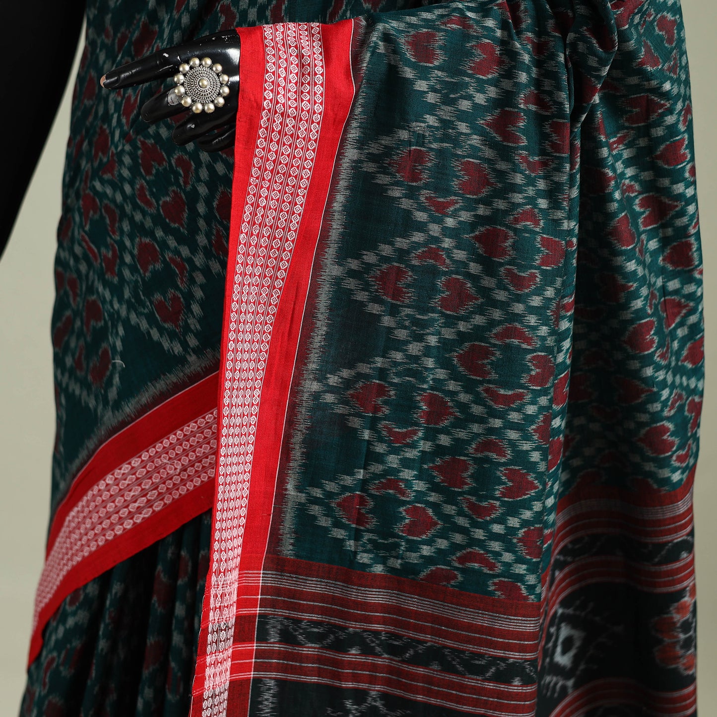 Pure Handwoven Sambalpuri Ikat Cotton Saree 03