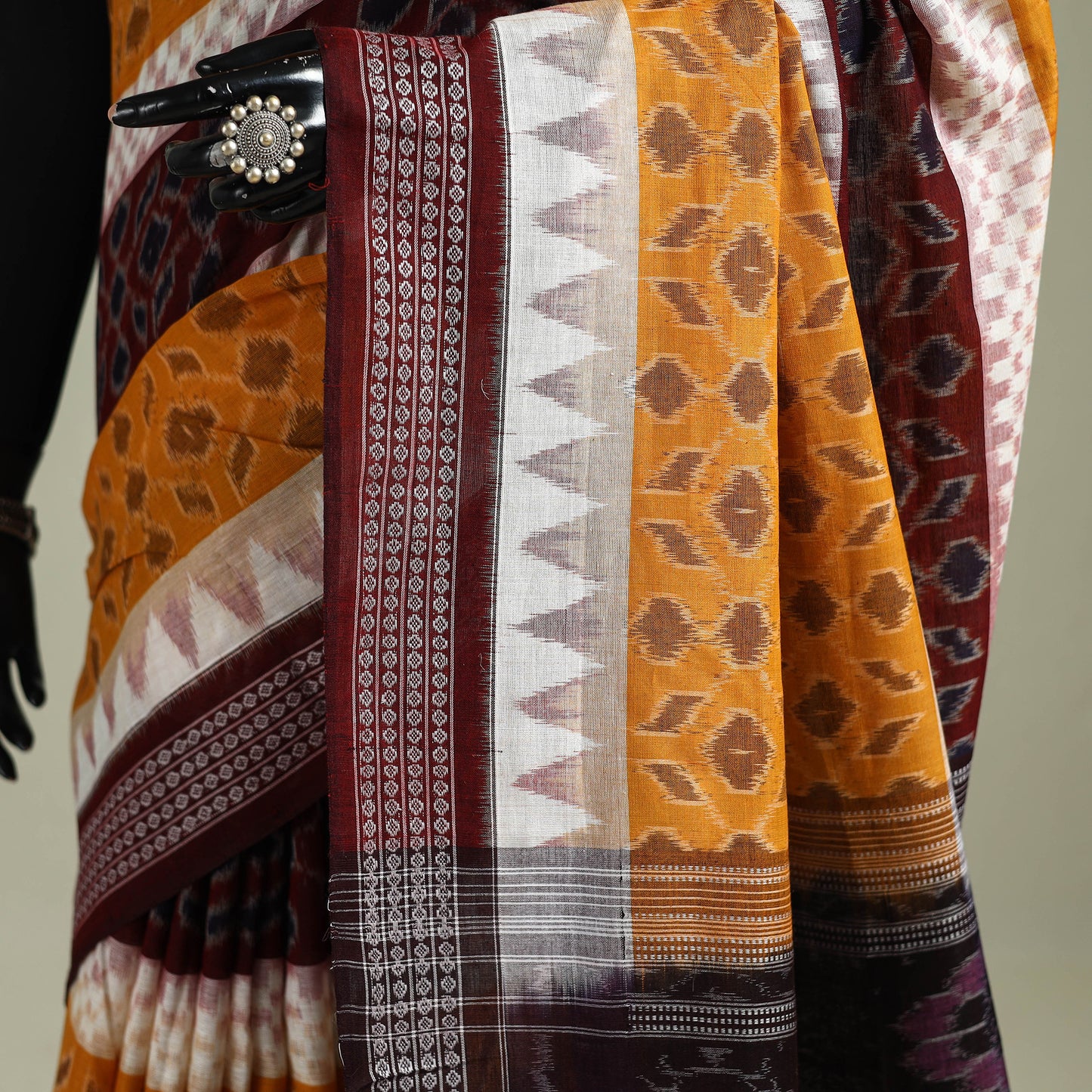 Pure Handwoven Sambalpuri Ikat Cotton Saree 08