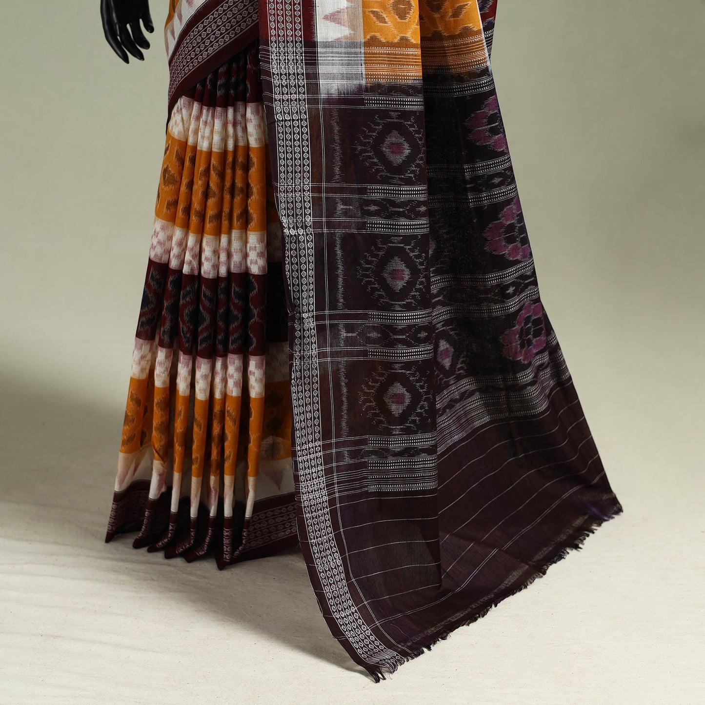 Pure Handwoven Sambalpuri Ikat Cotton Saree 08