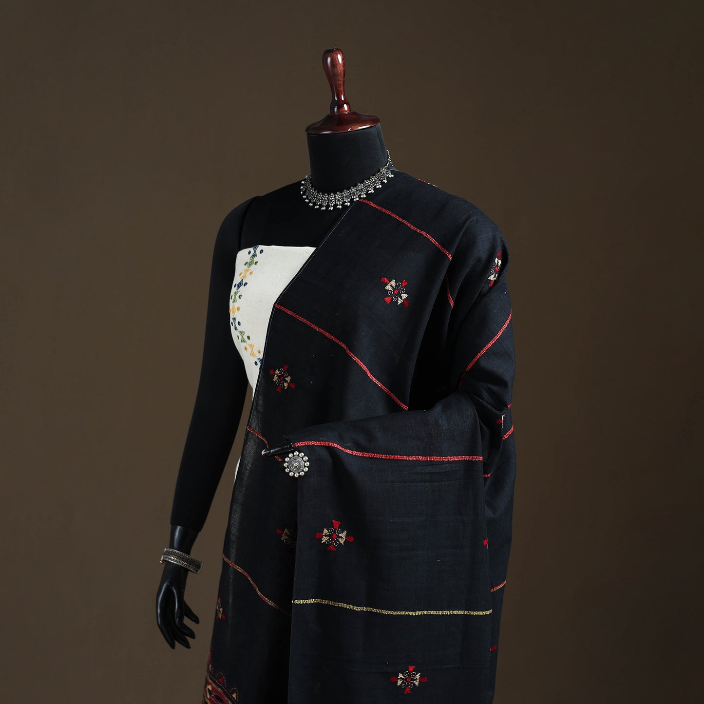 Kantha Hand Embroidered Khes Handwoven Cotton Dupatta 11