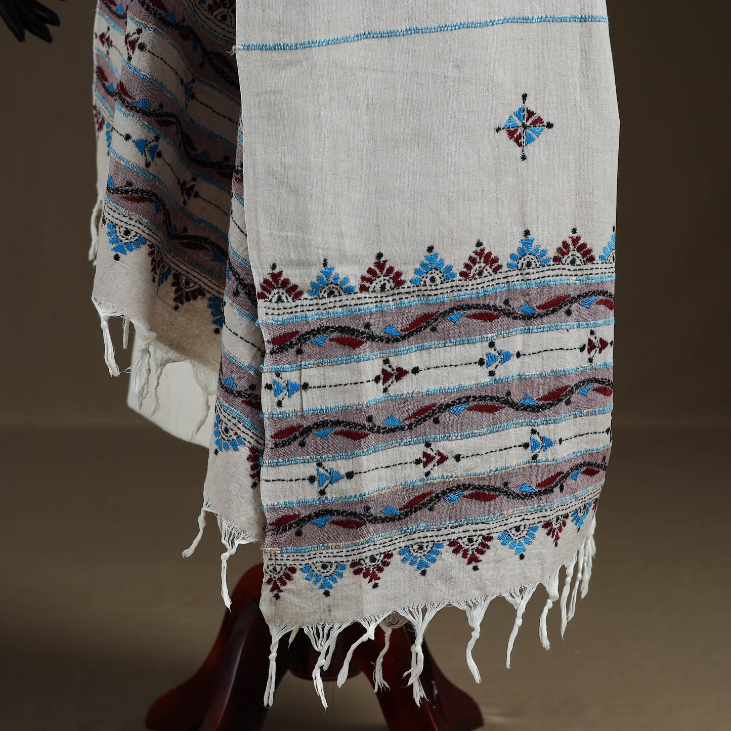 Kantha Hand Embroidered Khes Handwoven Cotton Dupatta 22