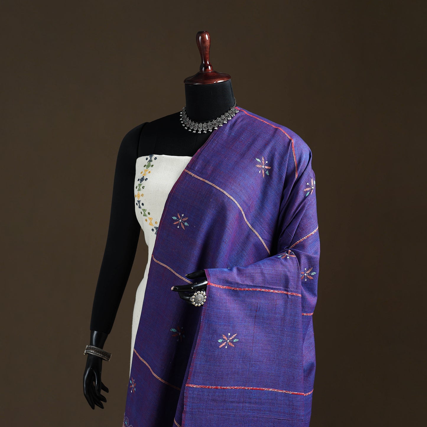 Kantha Hand Embroidered Khes Handwoven Cotton Dupatta 37