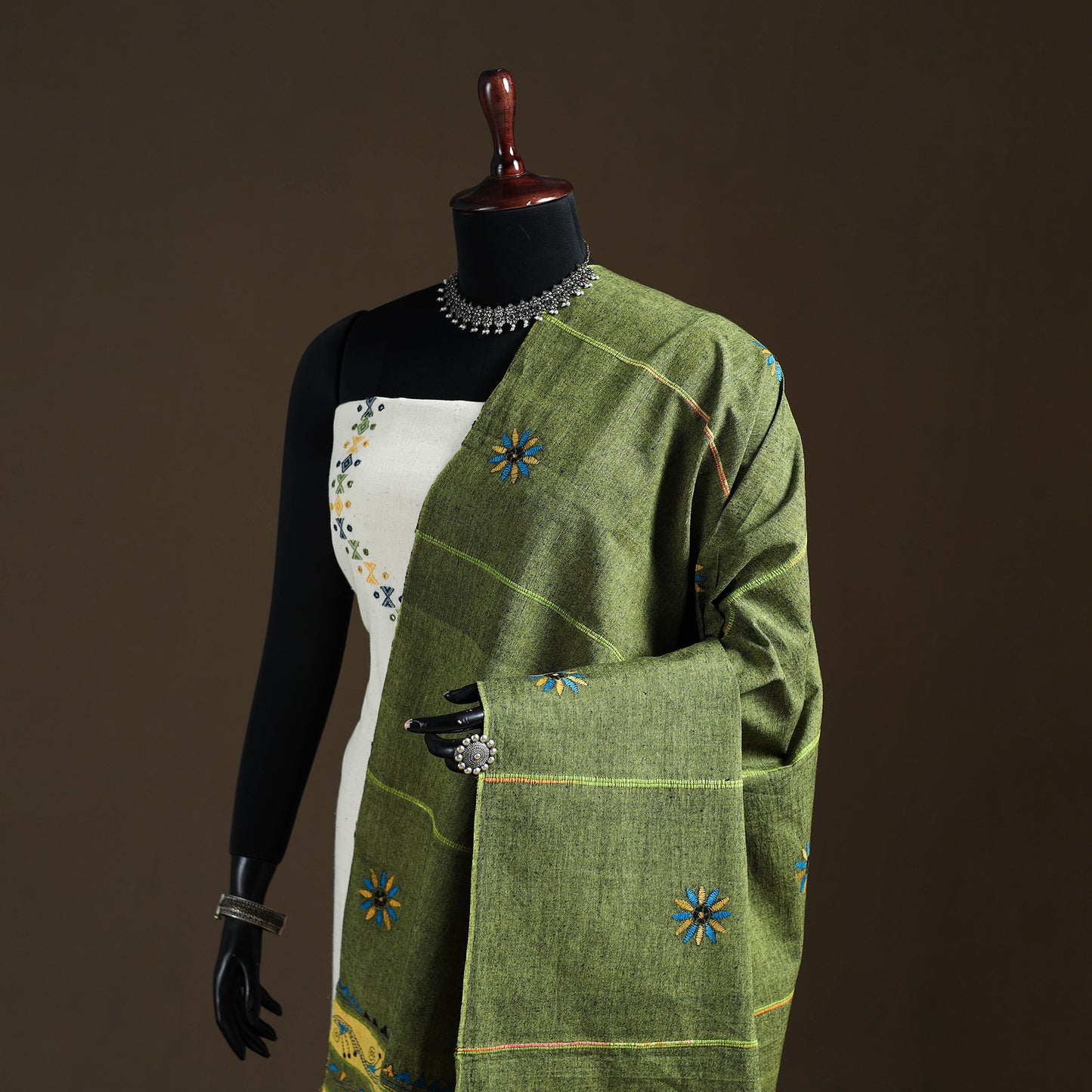 Kantha Hand Embroidered Khes Handwoven Cotton Dupatta 47