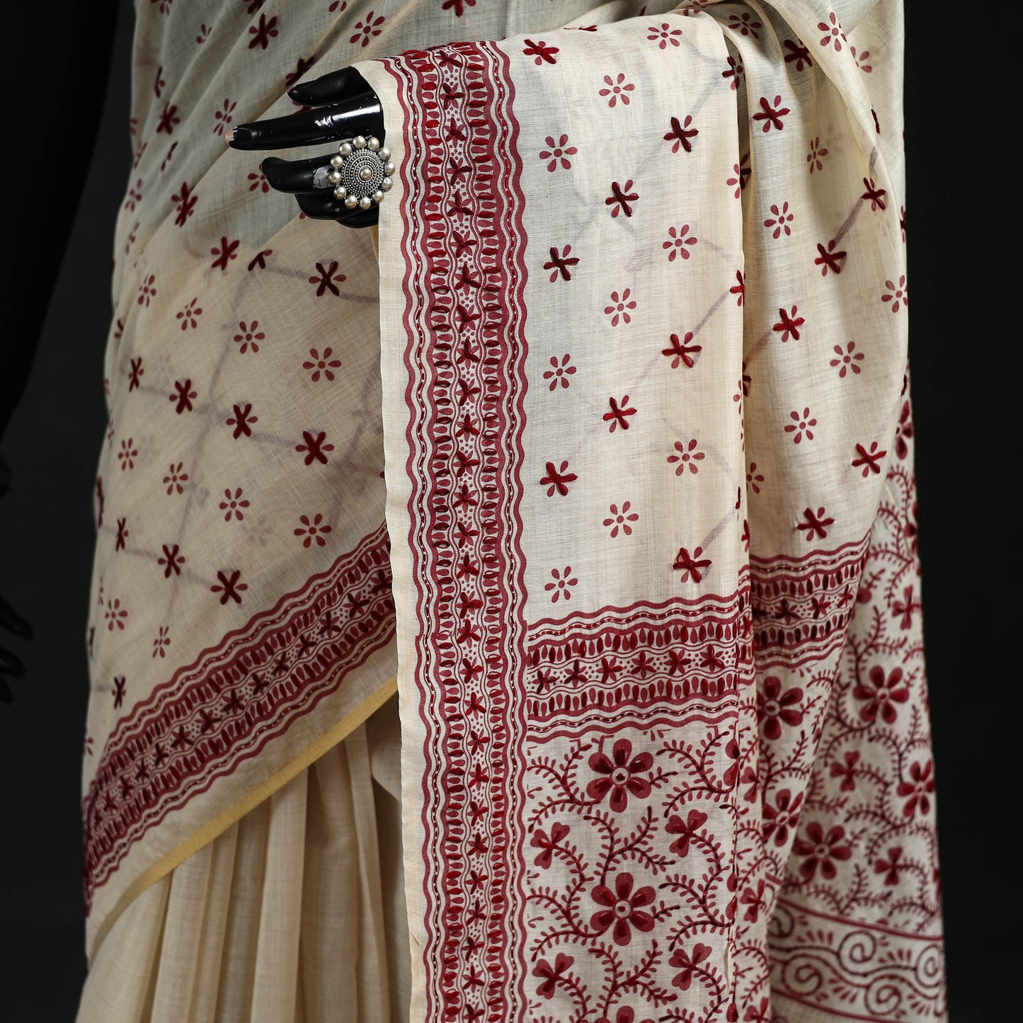 White - Bengal Kantha Hand Embroidery Silk Cotton Chapa Work Saree 01