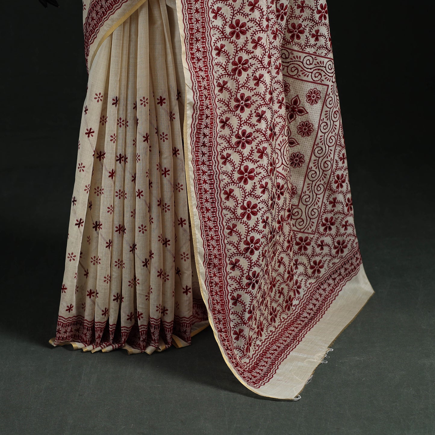 White - Bengal Kantha Hand Embroidery Silk Cotton Chapa Work Saree 01