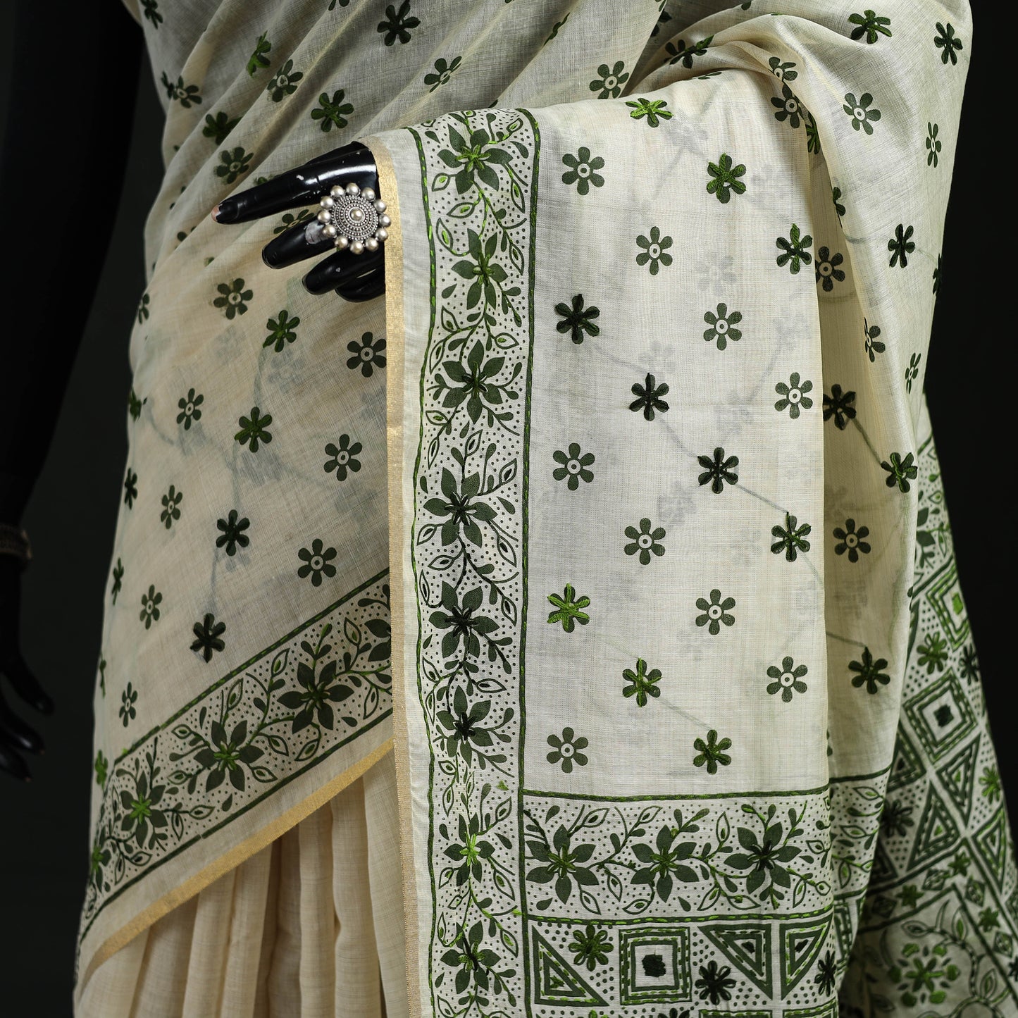 Green - Bengal Kantha Hand Embroidery Silk Cotton Chapa Work Saree 04
