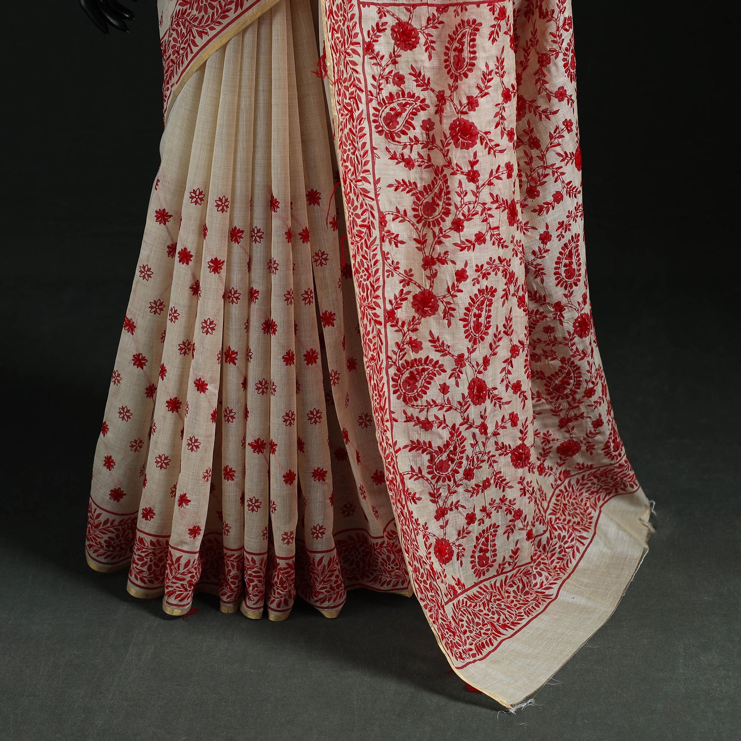 White - Bengal Kantha Hand Embroidery Silk Cotton Chapa Work Saree 06