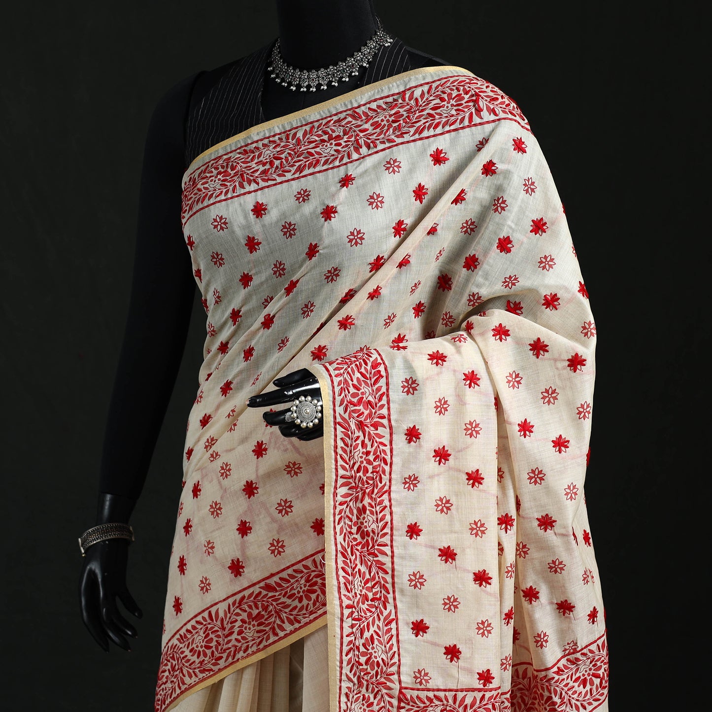 Bengal Kantha Hand Embroidery Silk Cotton Chapa Work Saree 07