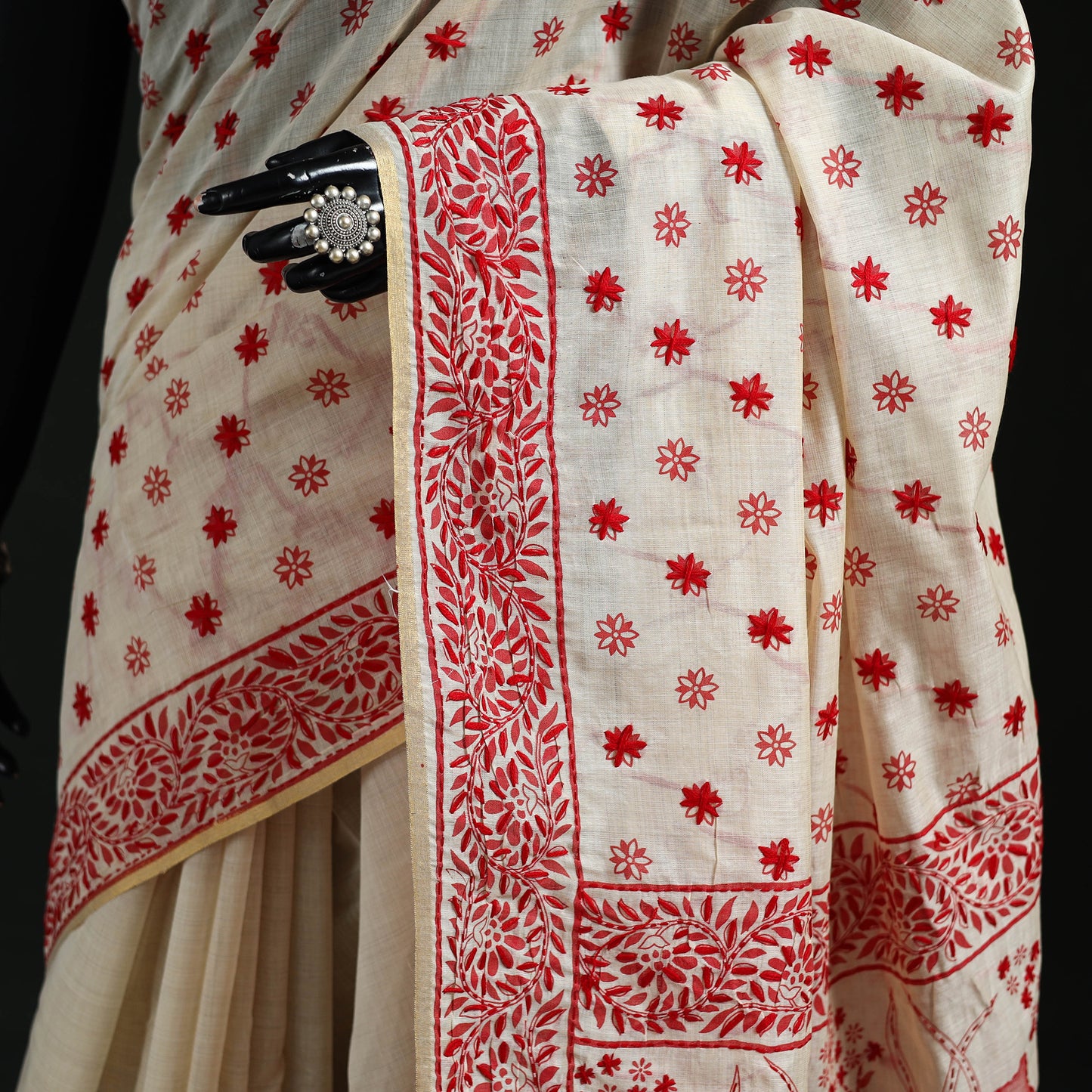 Bengal Kantha Hand Embroidery Silk Cotton Chapa Work Saree 07