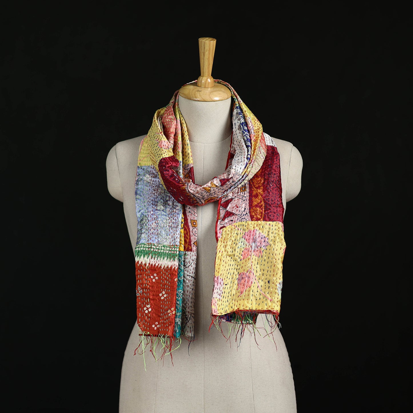 Bengal Kantha Handwork Patchwork Reversible Silk Stole 15