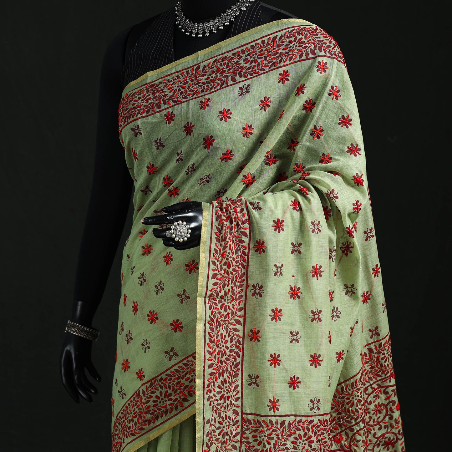 Bengal Kantha Hand Embroidery Silk Cotton Chapa Work Saree 35
