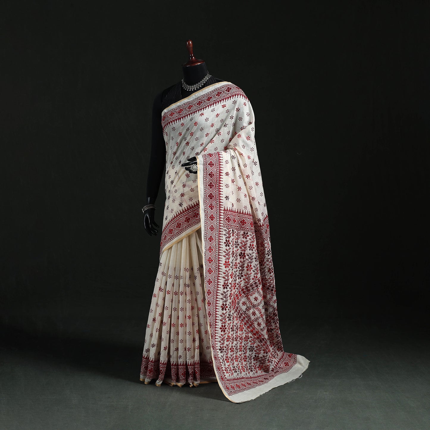 White - Bengal Kantha Hand Embroidery Silk Cotton Chapa Work Saree 54