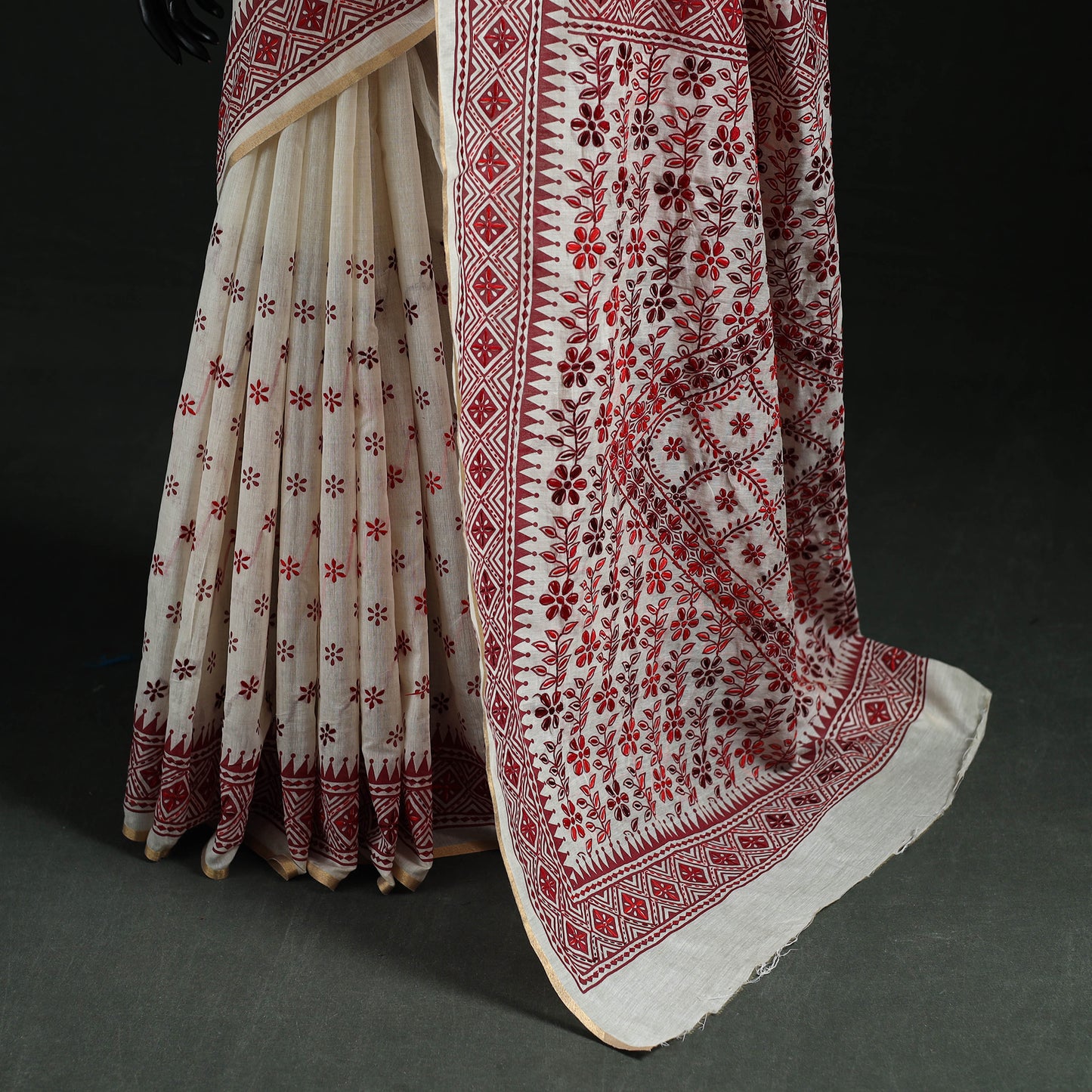 White - Bengal Kantha Hand Embroidery Silk Cotton Chapa Work Saree 54