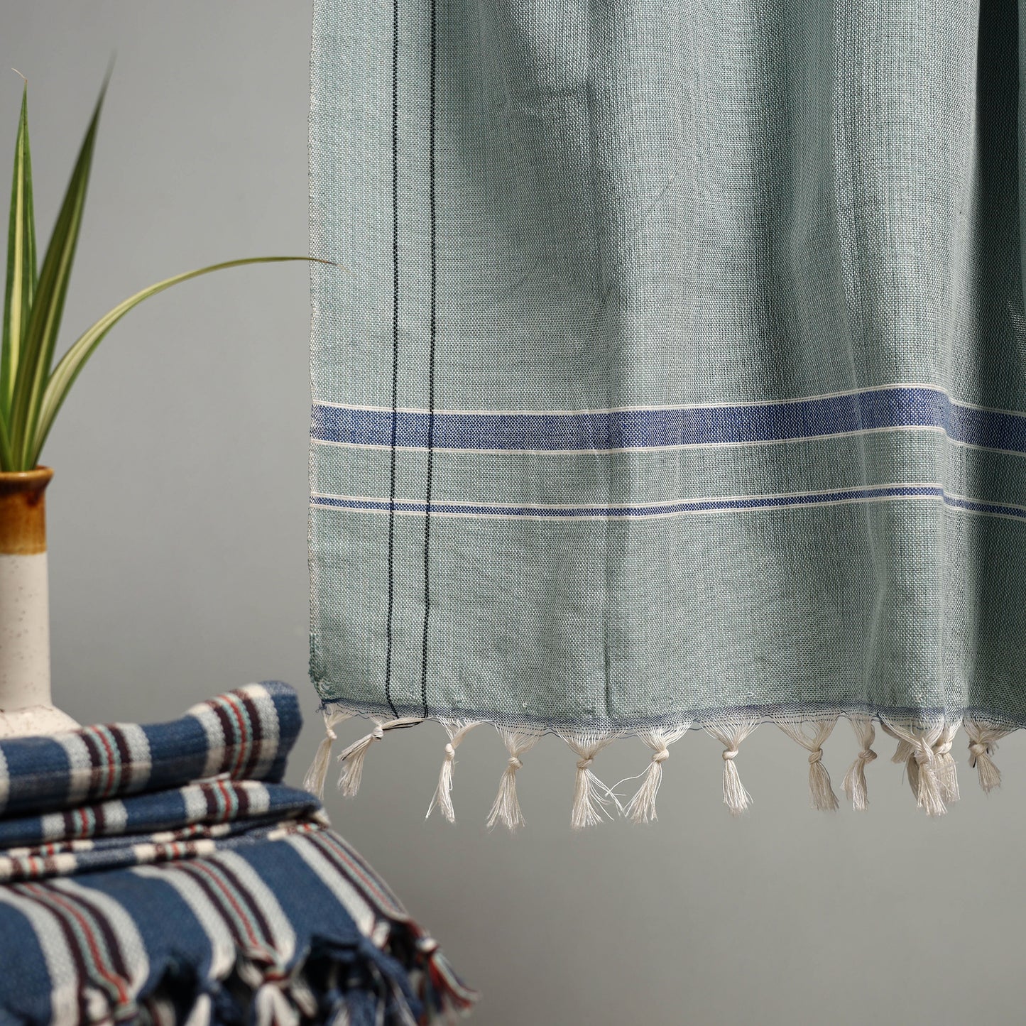 Handloom Fine Cotton Bath Towel 06