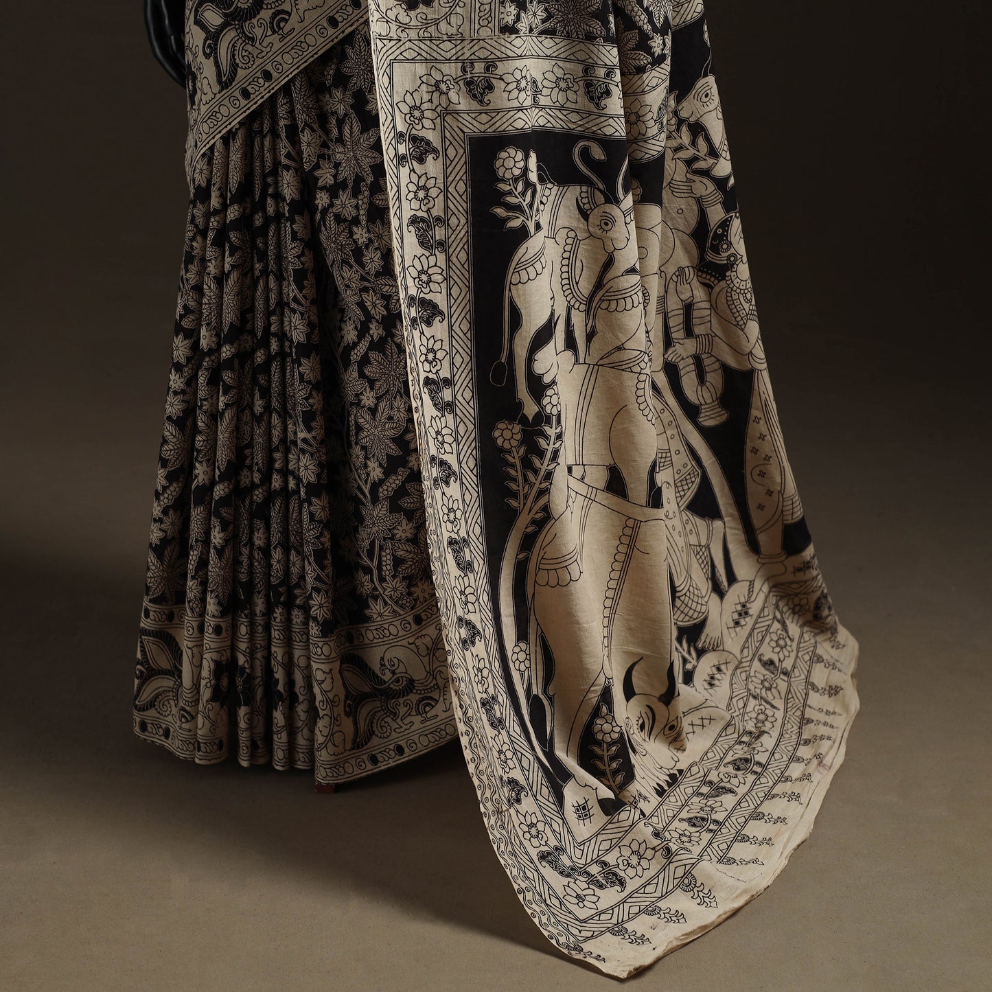 Printed Cotton Kalamkari Saree 23