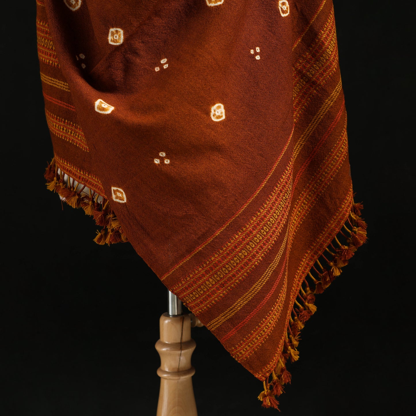 Kutch Handwoven Bandhani Merino Wool Shawl 21
