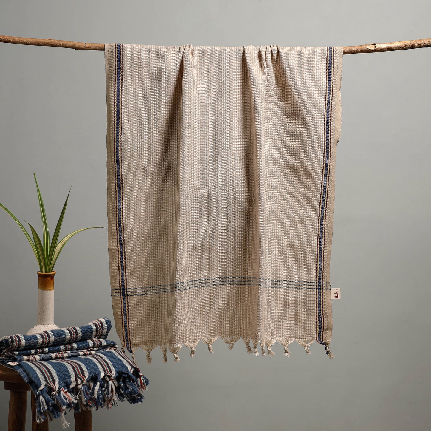 Handloom Fine Cotton Checks Bath Towel 53