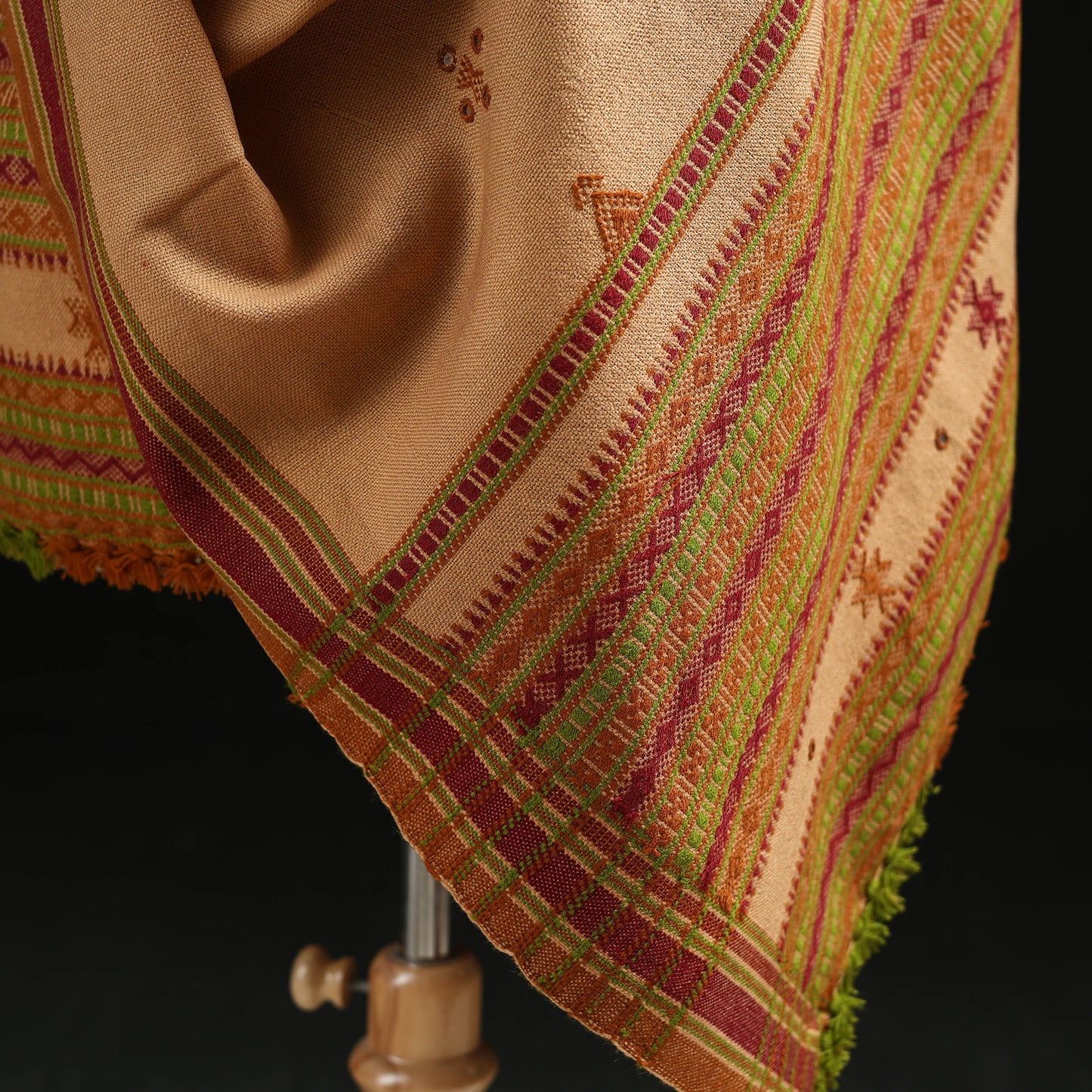 Kutch Handwoven Mirror Work Chomuk Buta Acrylic Wool Shawl 09