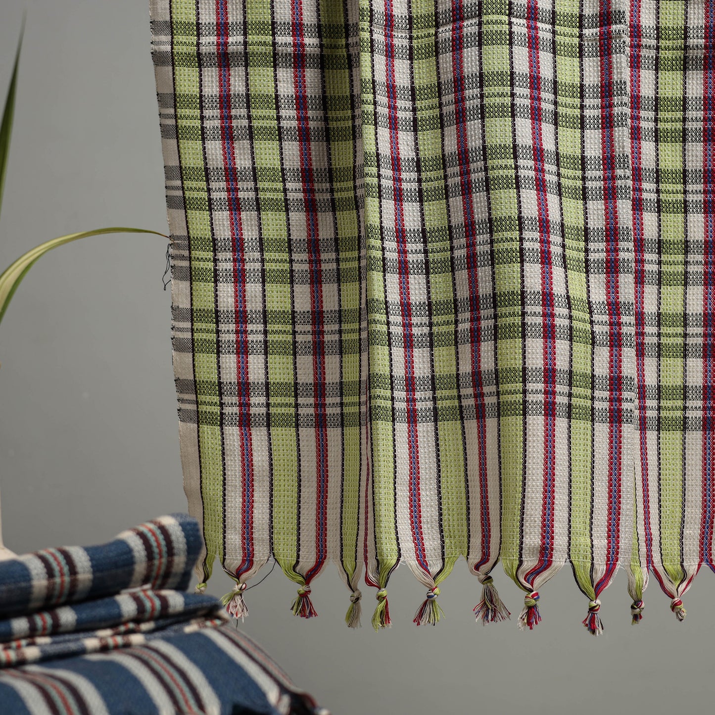 Handloom Fine Cotton Checks Bath Towel 73