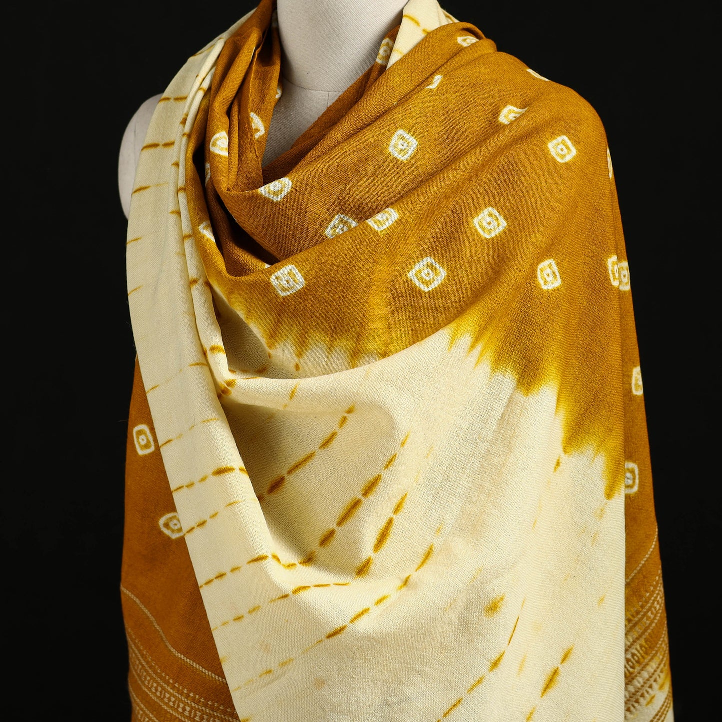 Kutch Handwoven Bandhani Merino Wool Shawl 27