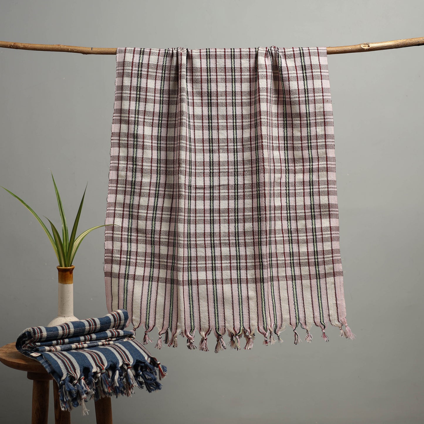 Handloom Fine Cotton Checks Bath Towel 76