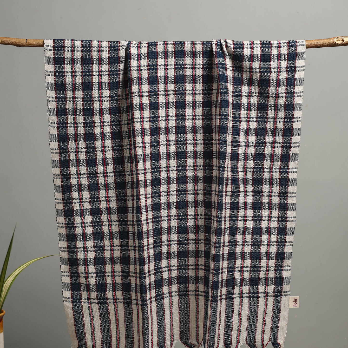 Handloom Fine Cotton Checks Bath Towel 85