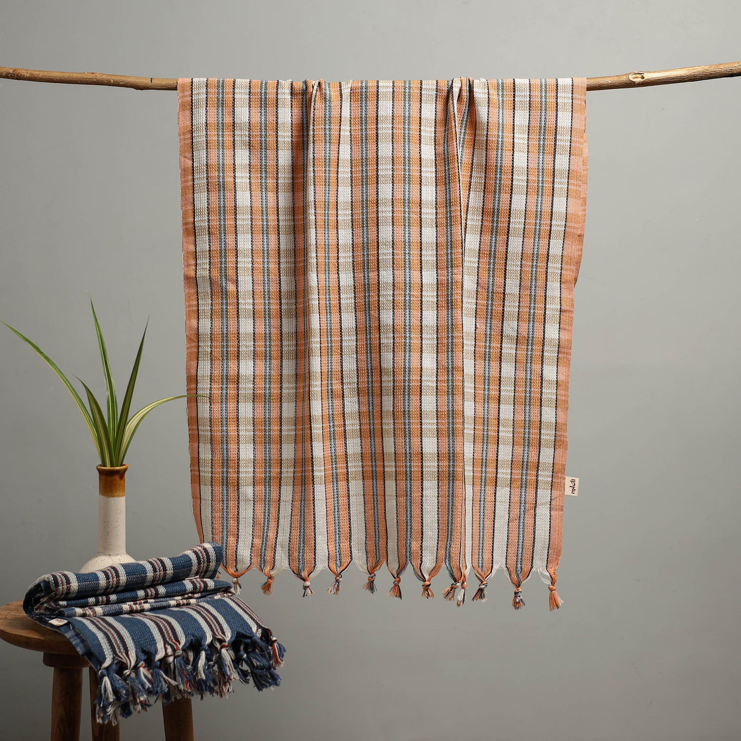 Handloom Fine Cotton Checks Bath Towel 91