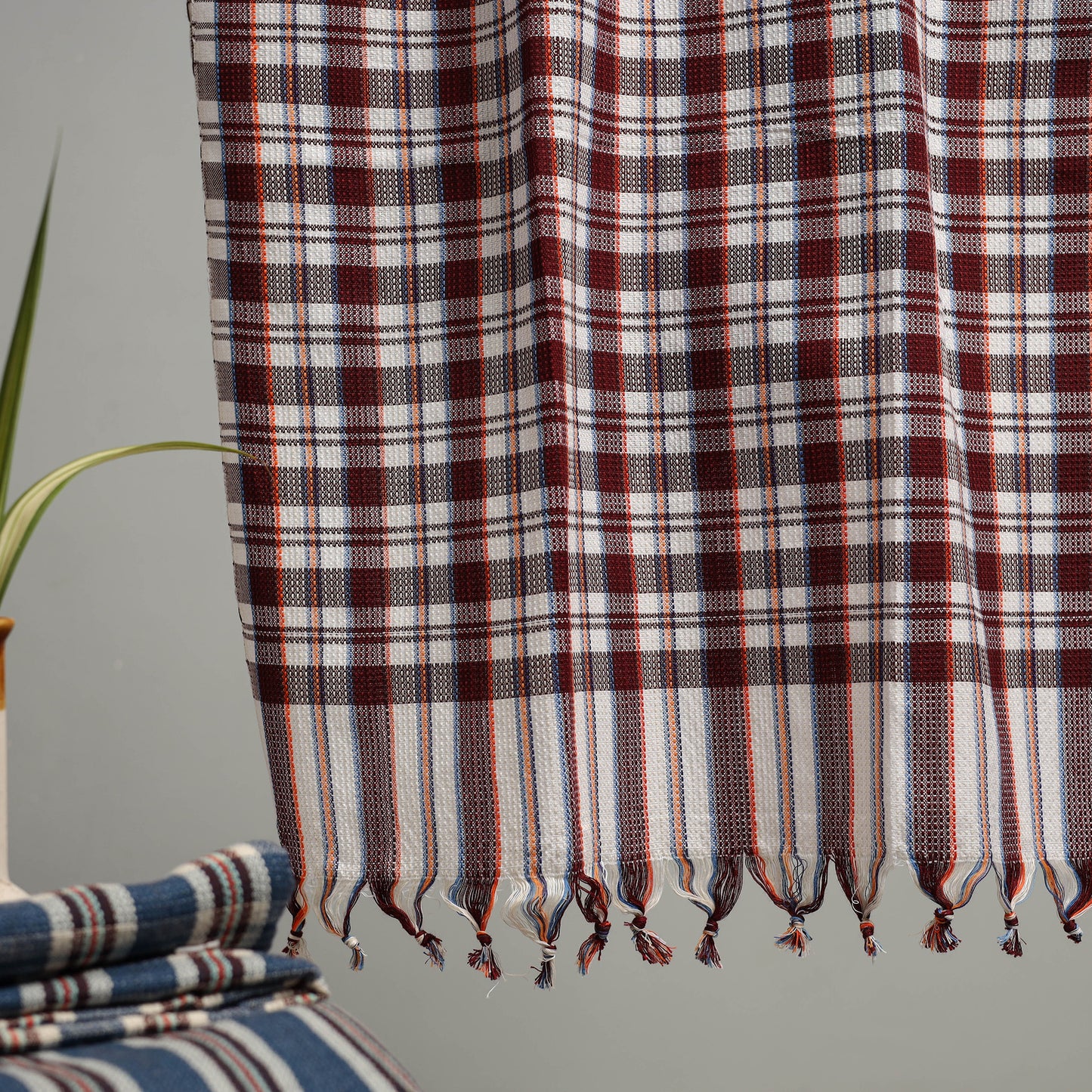 Handloom Fine Cotton Checks Bath Towel 92