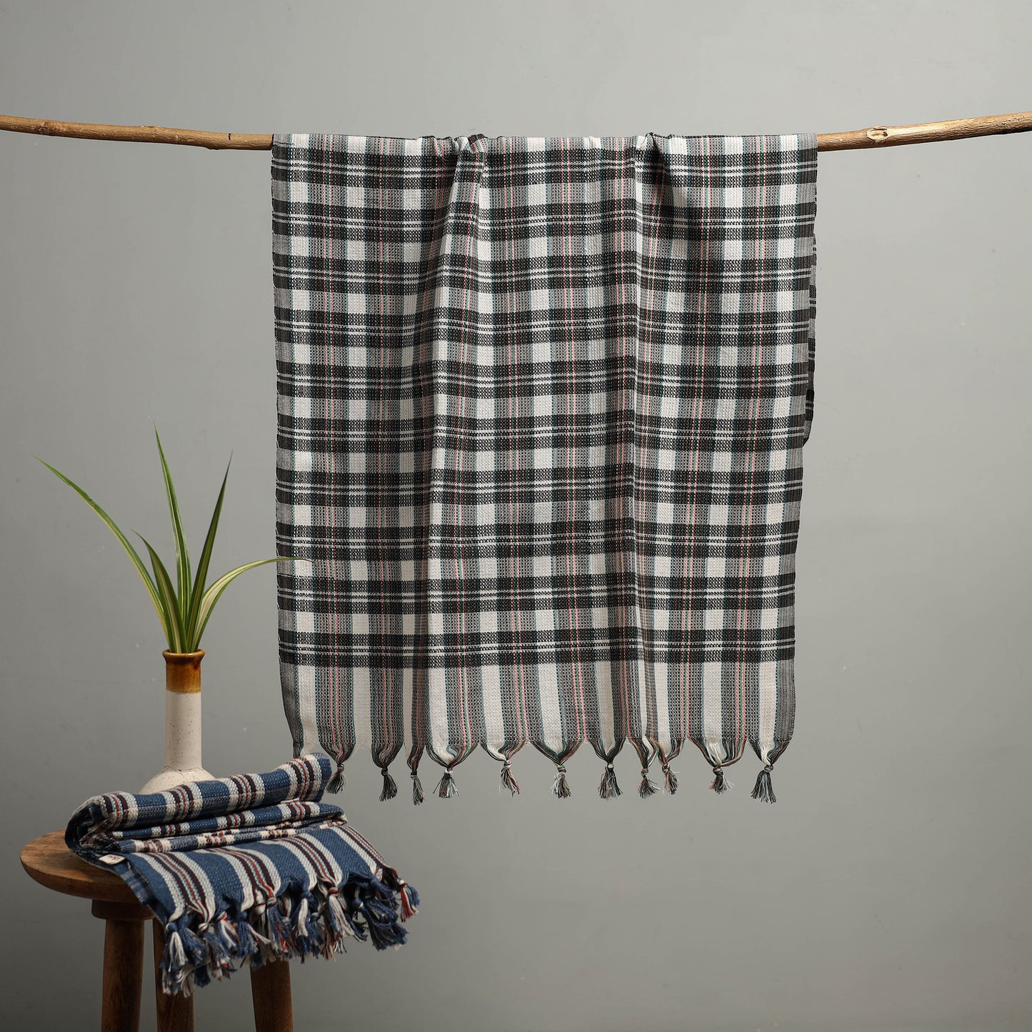 Handloom Fine Cotton Checks Bath Towel 97