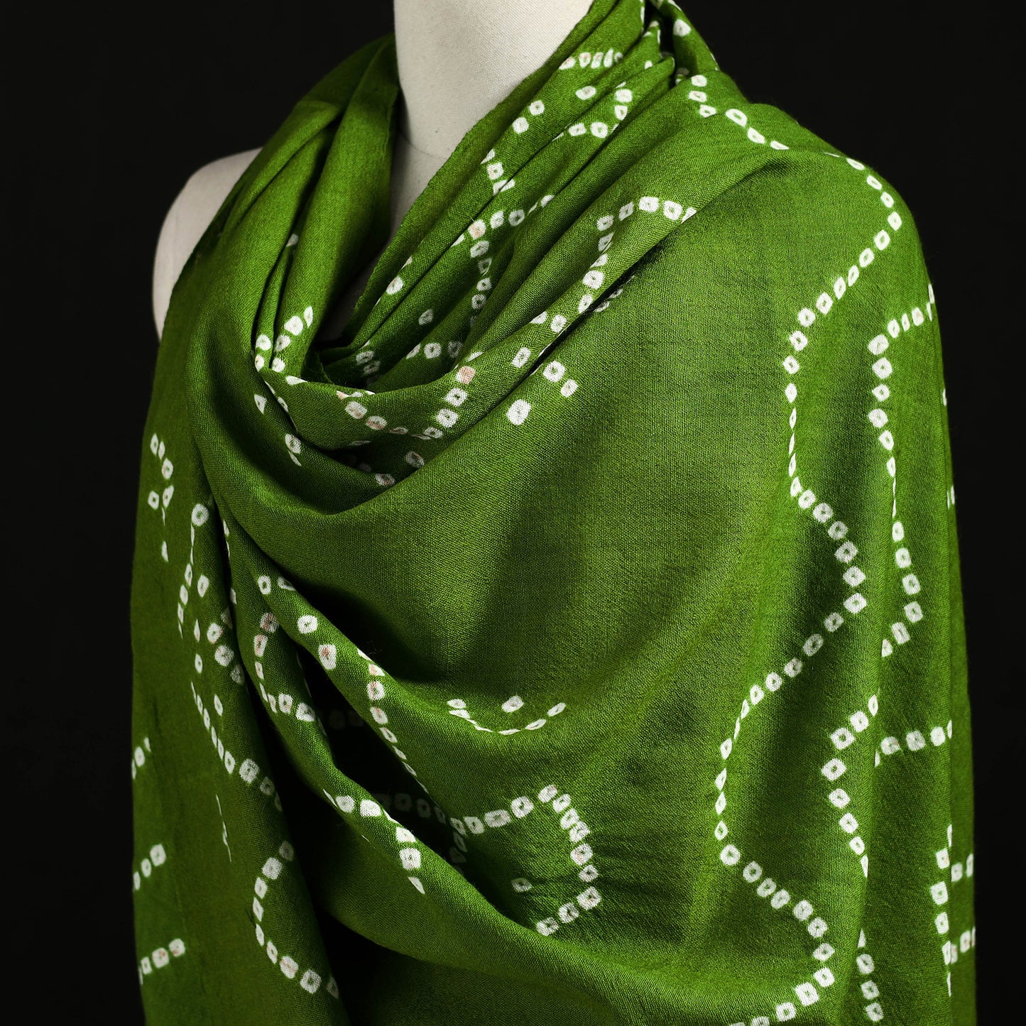 Kutch Handwoven Bandhani Merino Wool Shawl 42