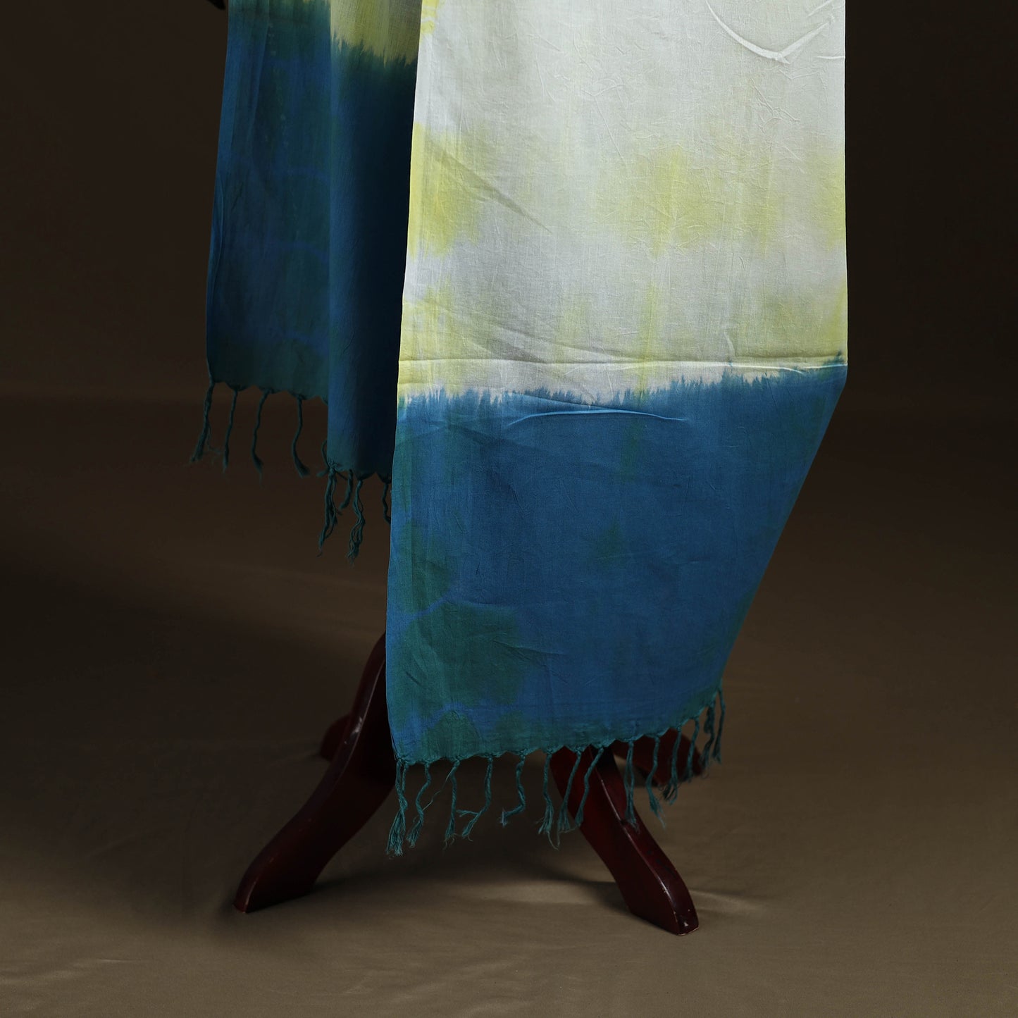 Shibori Tie-Dye Cotton Dupatta with Tassels 03