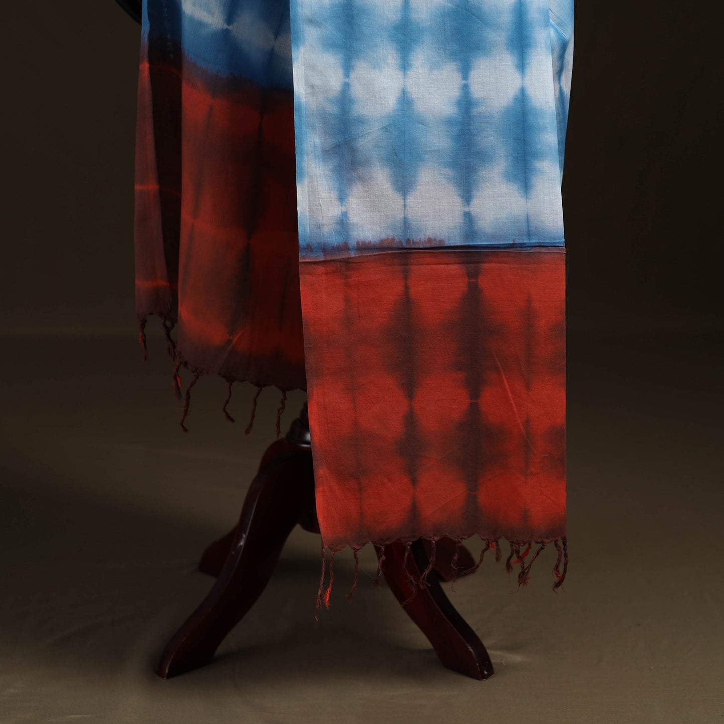 Shibori Tie-Dye Cotton Dupatta with Tassels 10