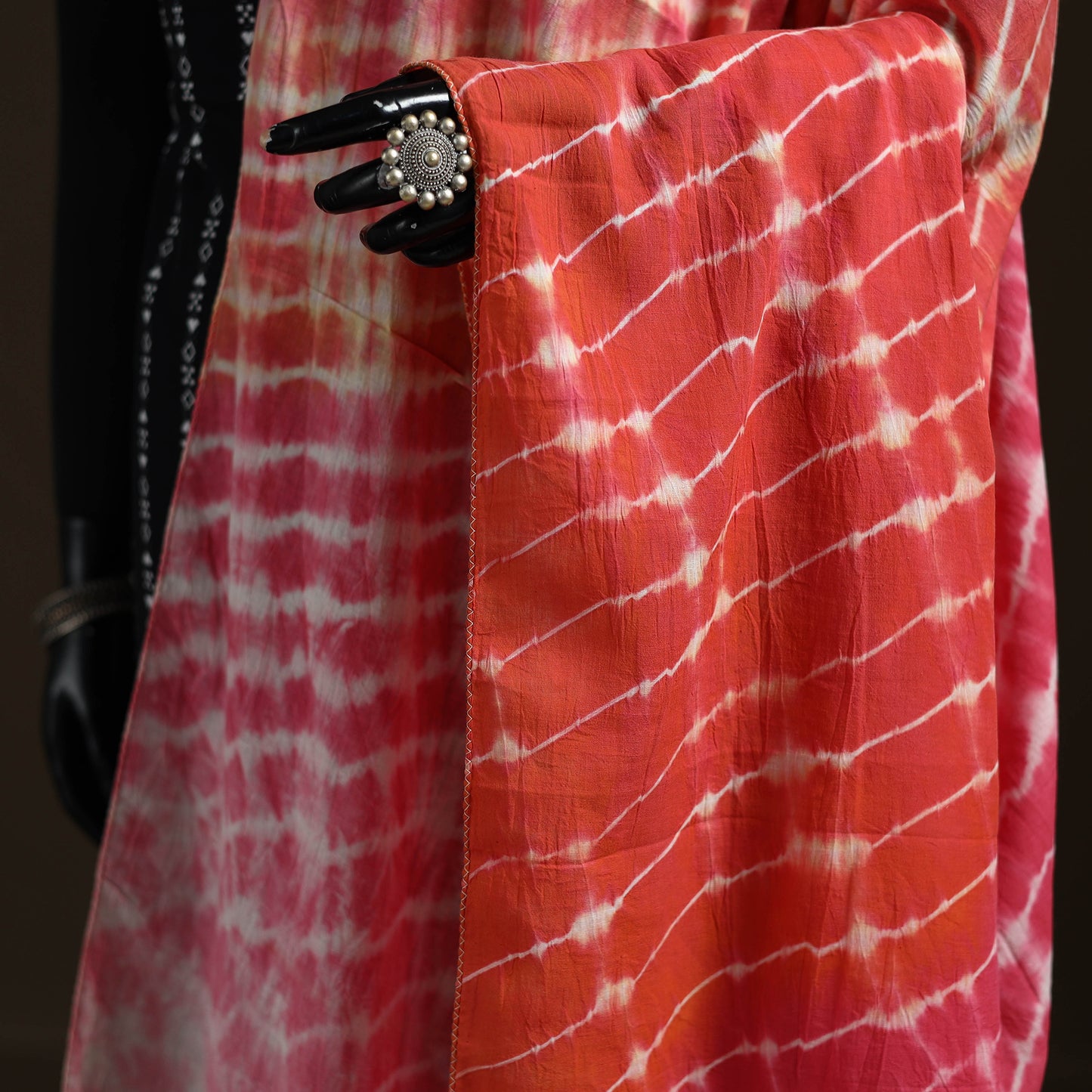Shibori Tie-Dye Cotton Dupatta with Tassels 11