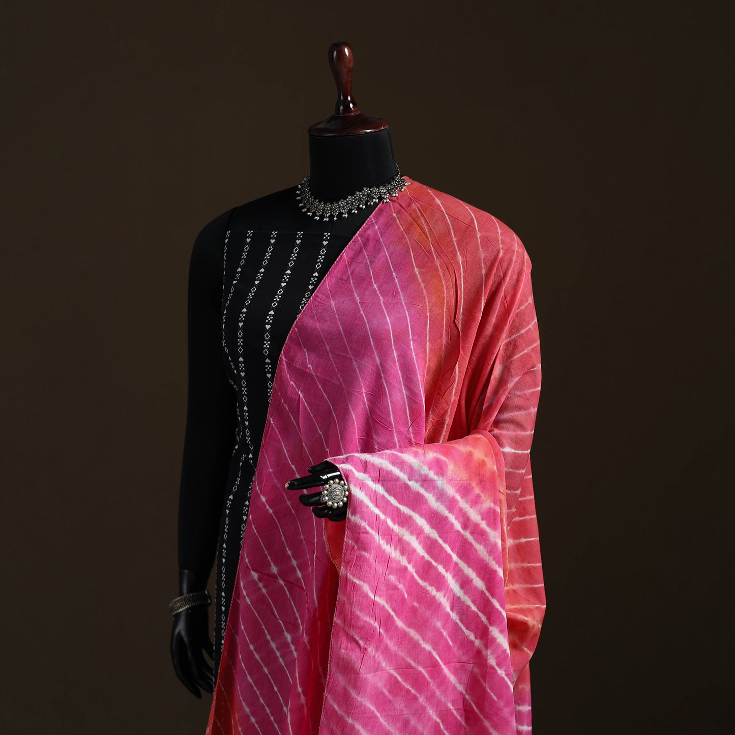 Shibori Tie-Dye Cotton Dupatta with Tassels 14