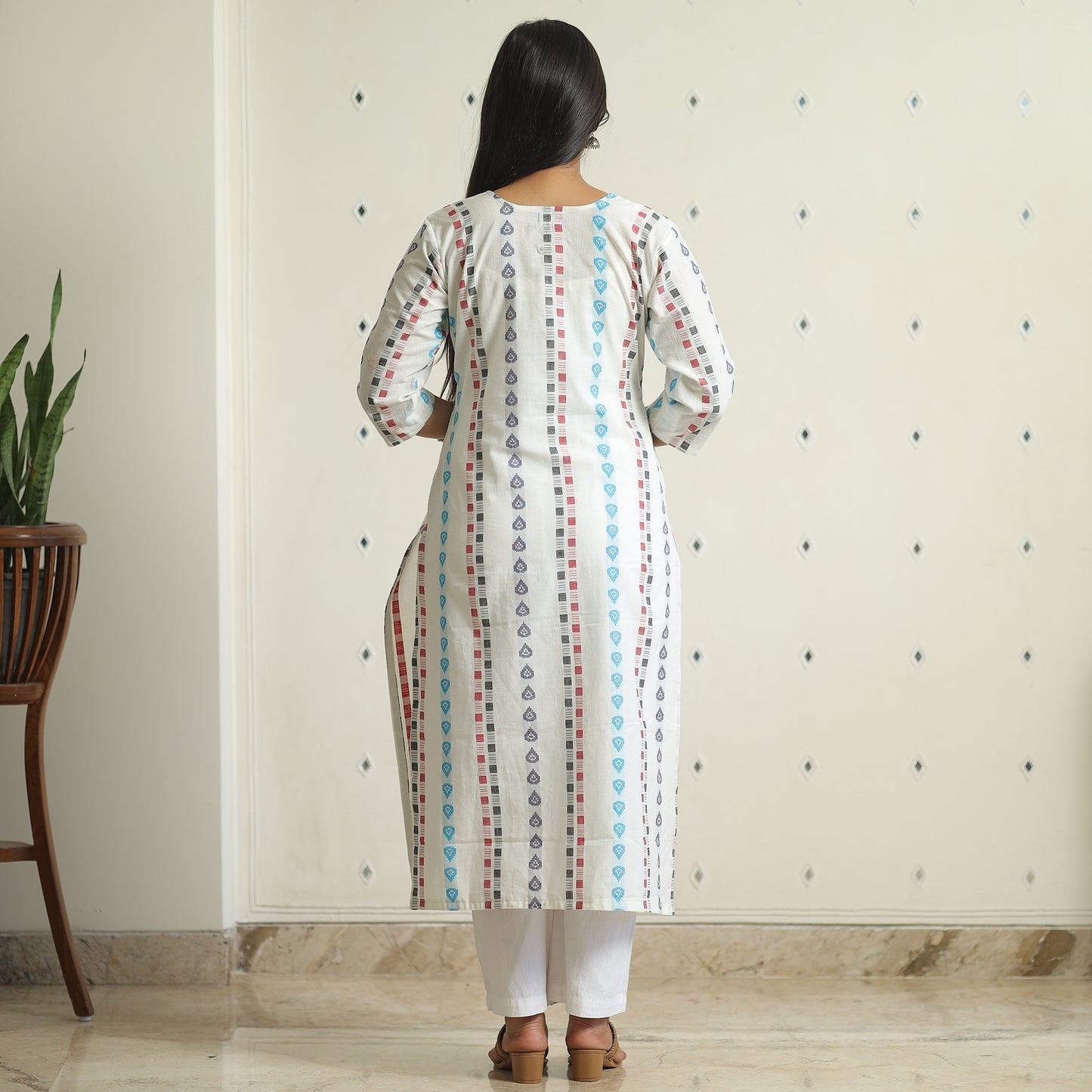 White - Jacquard Weave Cotton Straight Kurta 11