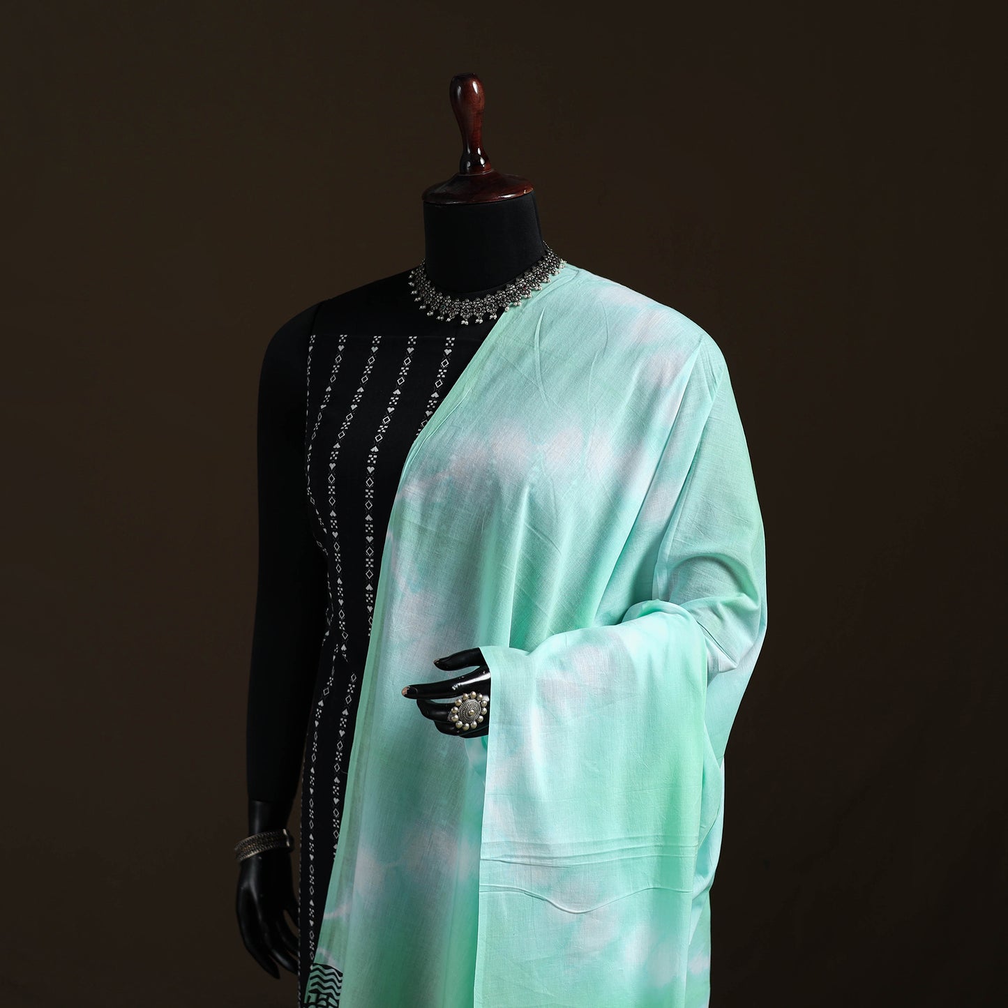 Shibori Tie-Dye Cotton Dupatta with Tassels 24