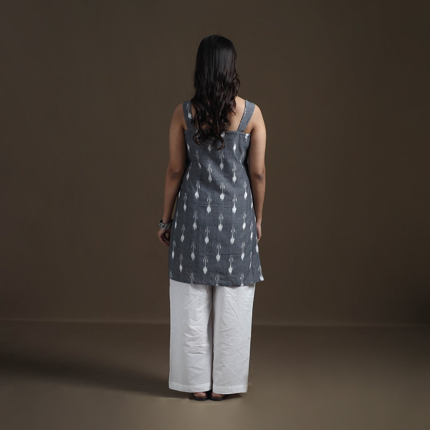 Pochampally Ikat Cotton Sleeveless Short Kurta for Women 27