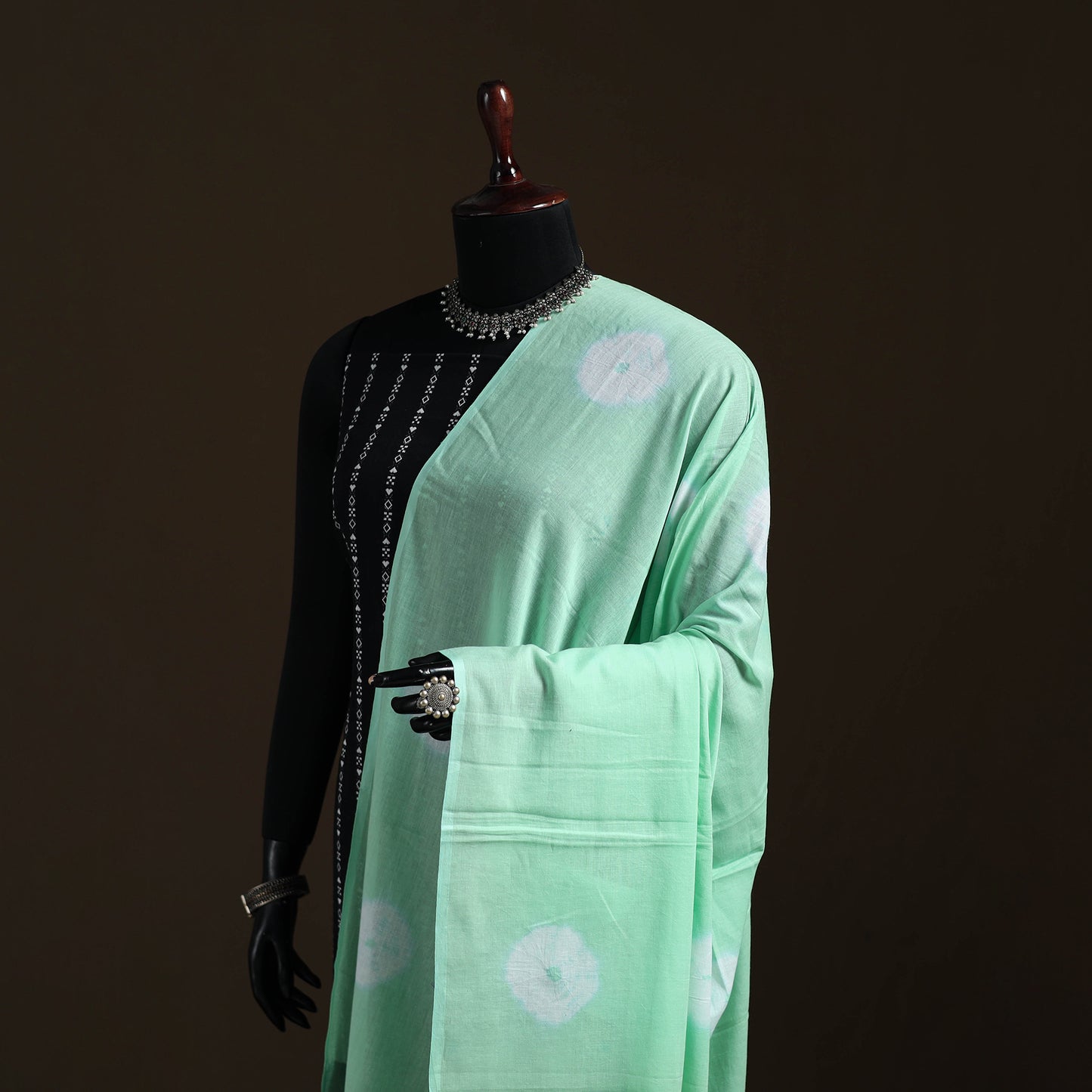 Shibori Tie-Dye Cotton Dupatta with Tassels 32