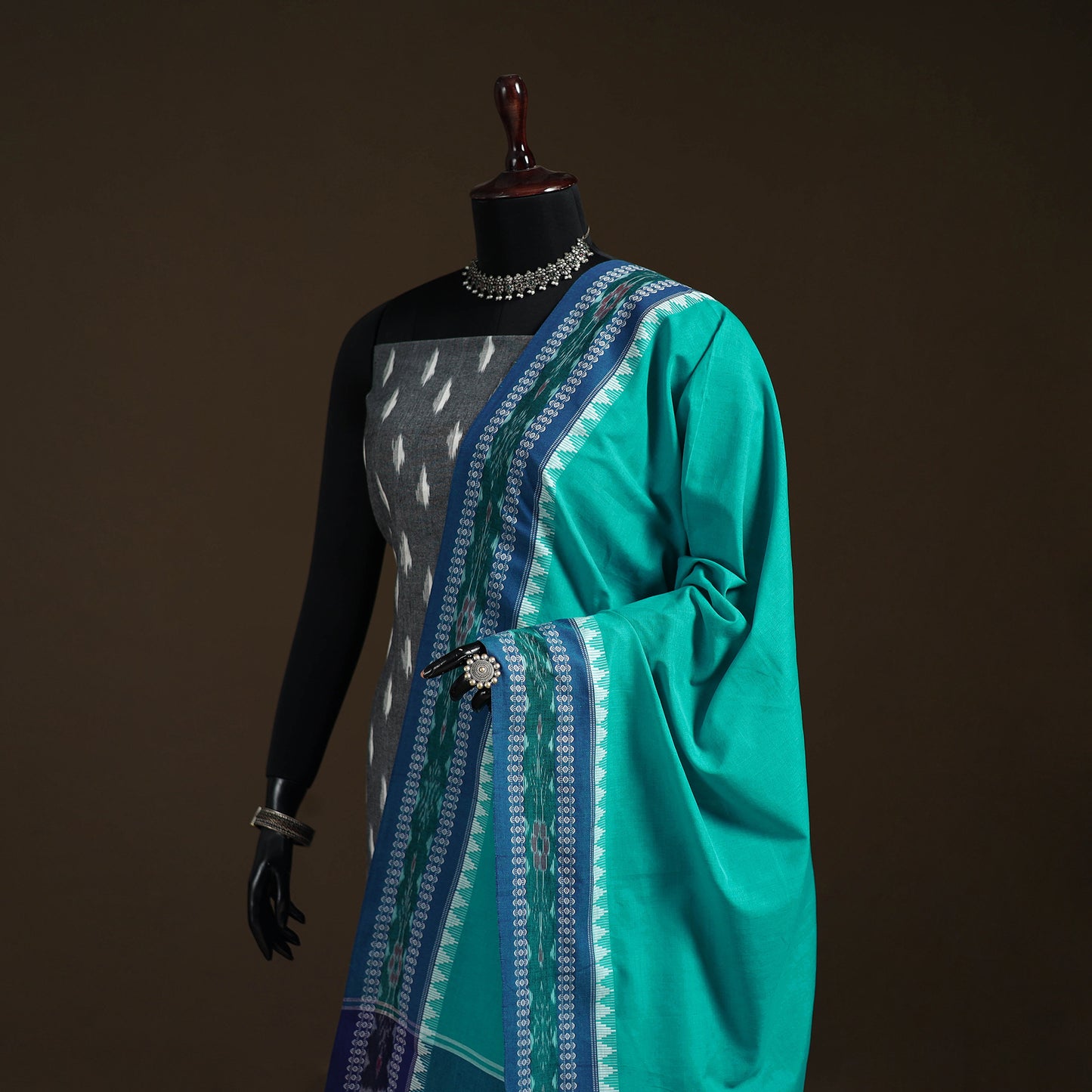 Sambalpuri Ikat Cotton Dupatta from Odisha 01