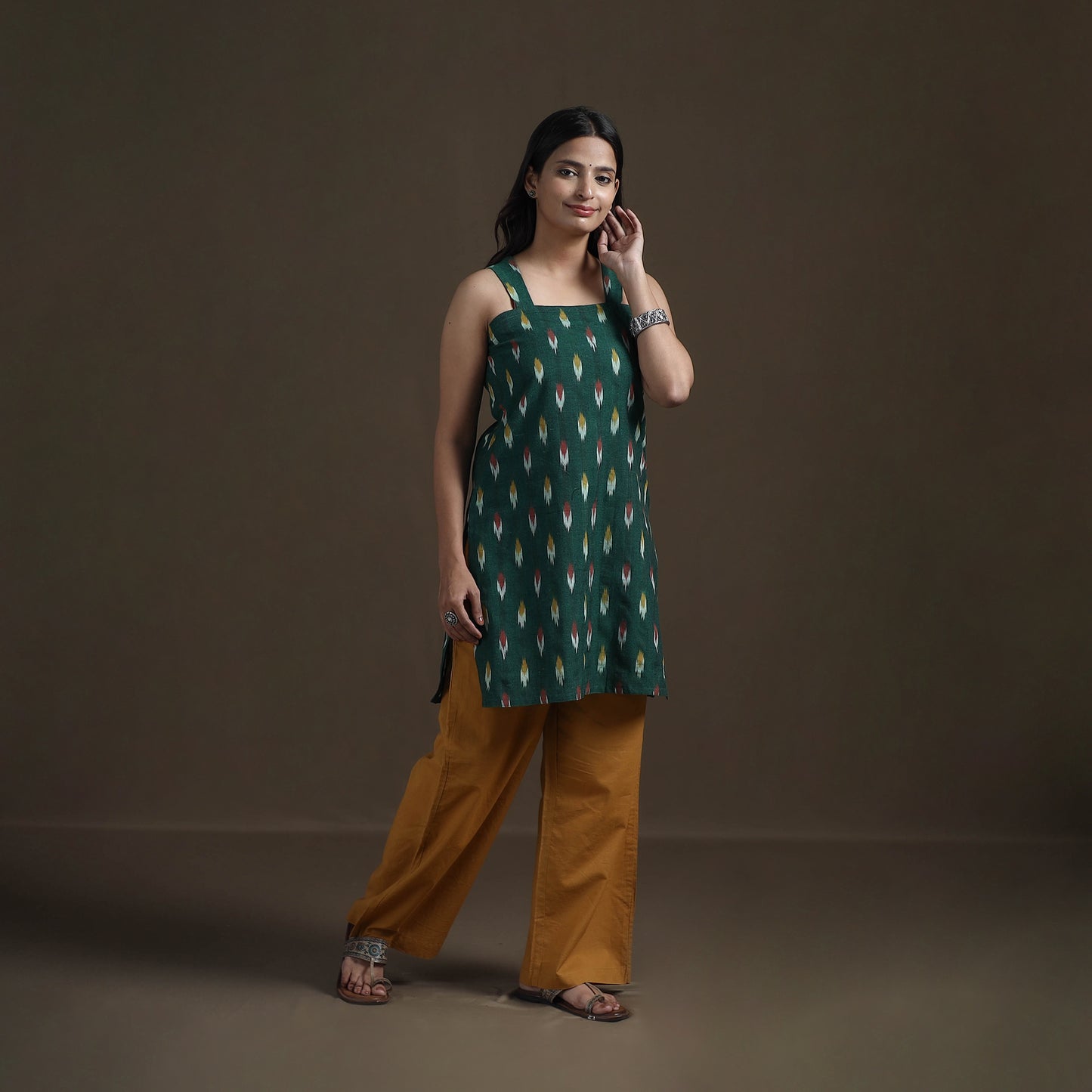 Pochampally Ikat Cotton Sleeveless Short Kurta for Women 28